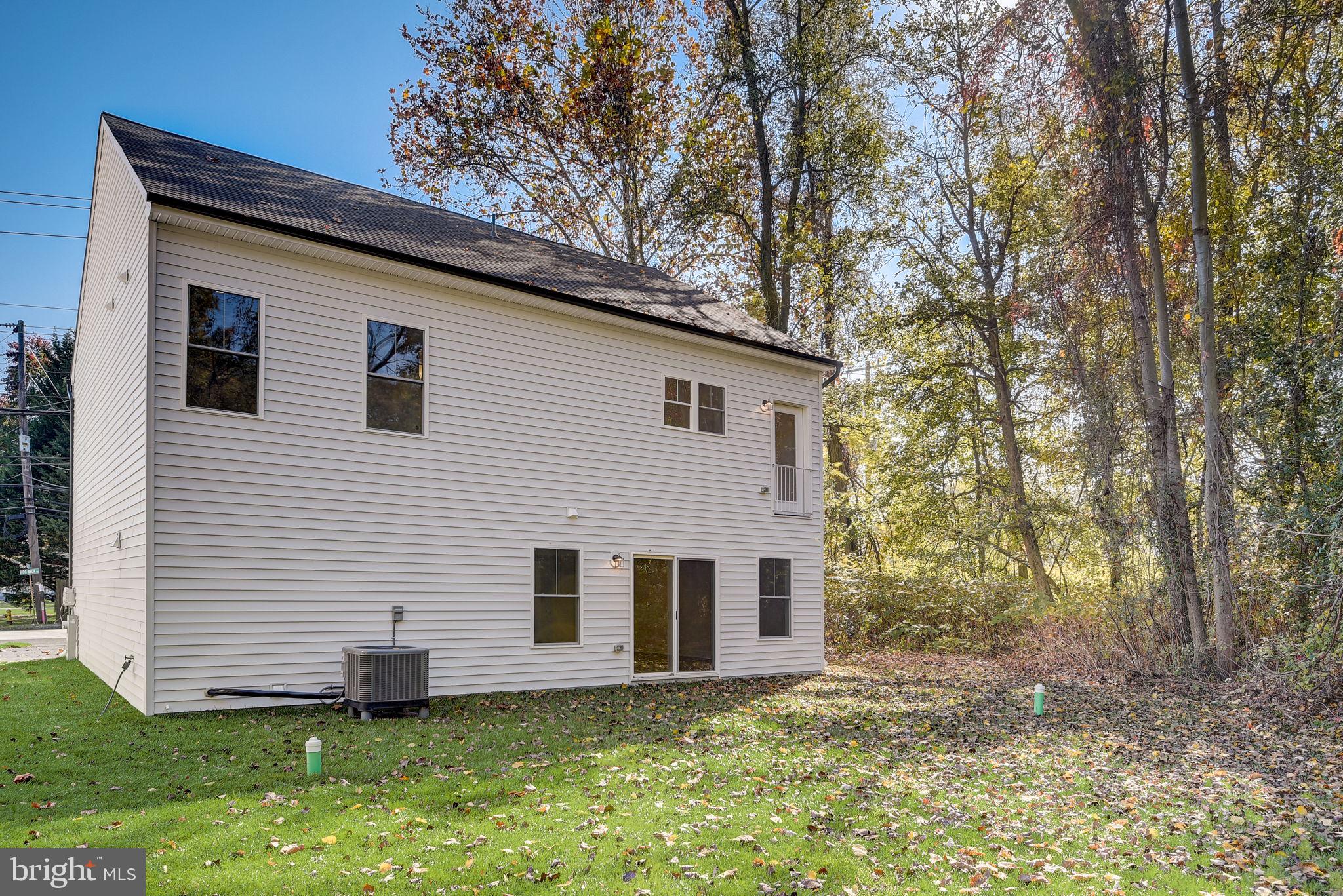 JACOBSVILLE - Residential