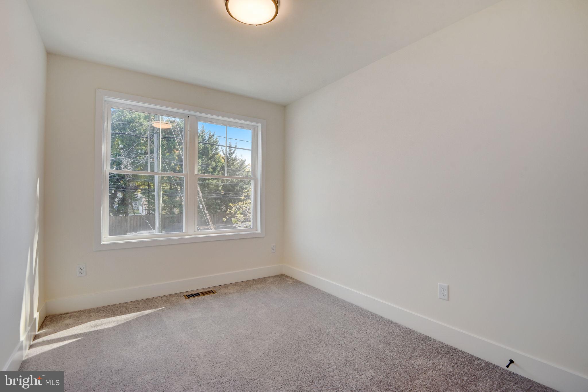 JACOBSVILLE - Residential