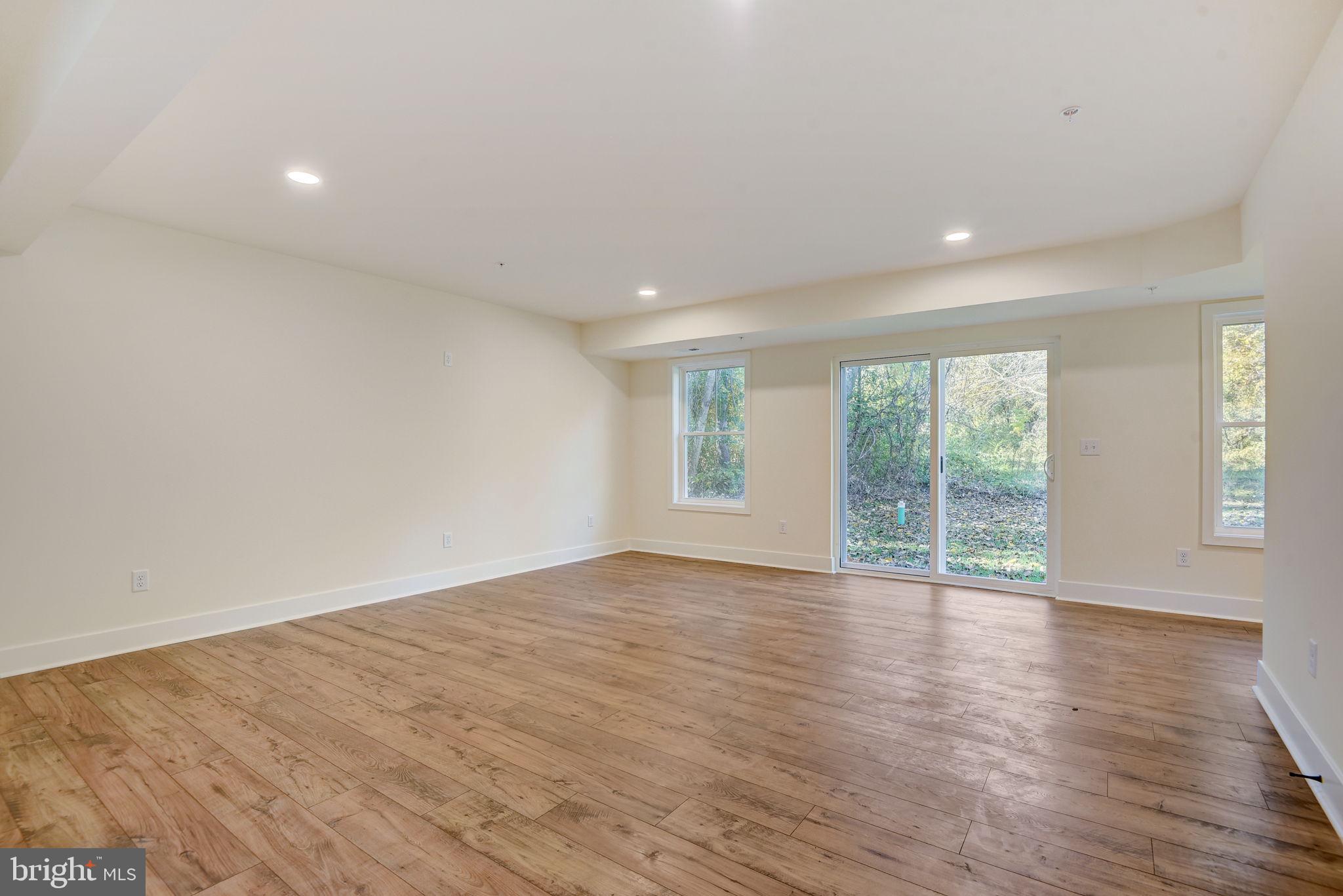 JACOBSVILLE - Residential