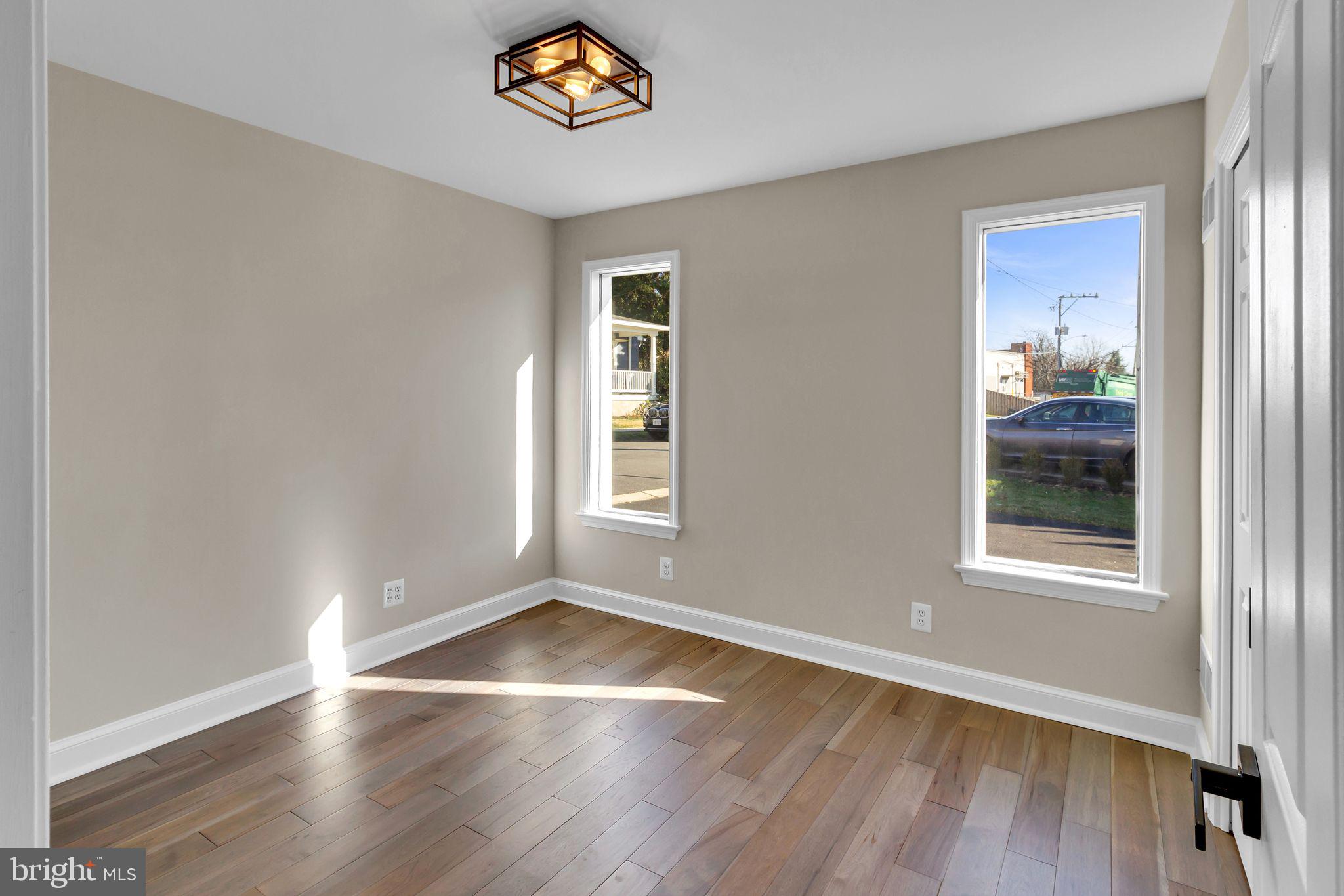 HIGHVIEW PARK - Residential