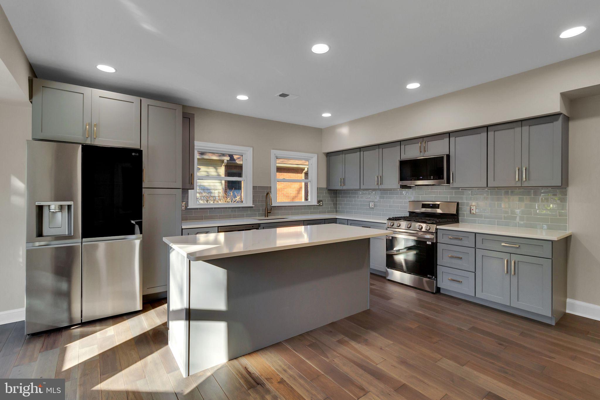 HIGHVIEW PARK - Residential