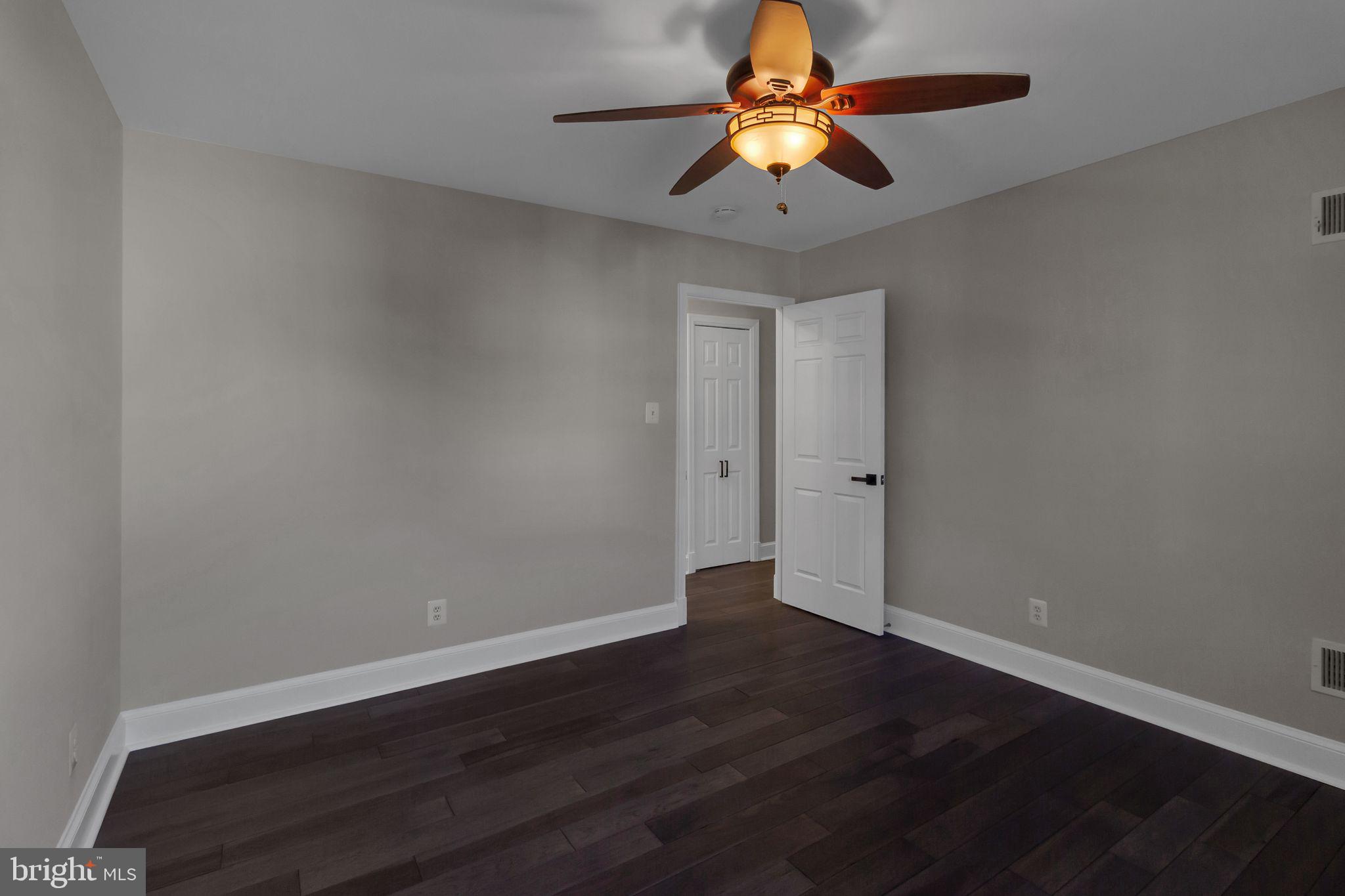 HIGHVIEW PARK - Residential