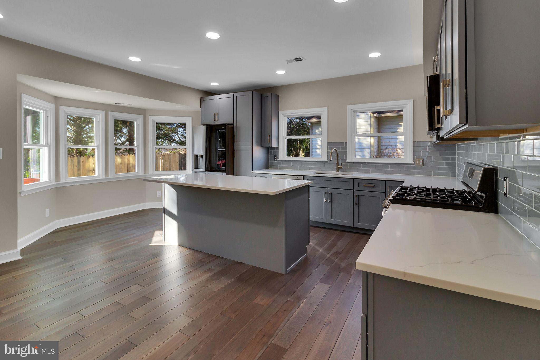 HIGHVIEW PARK - Residential