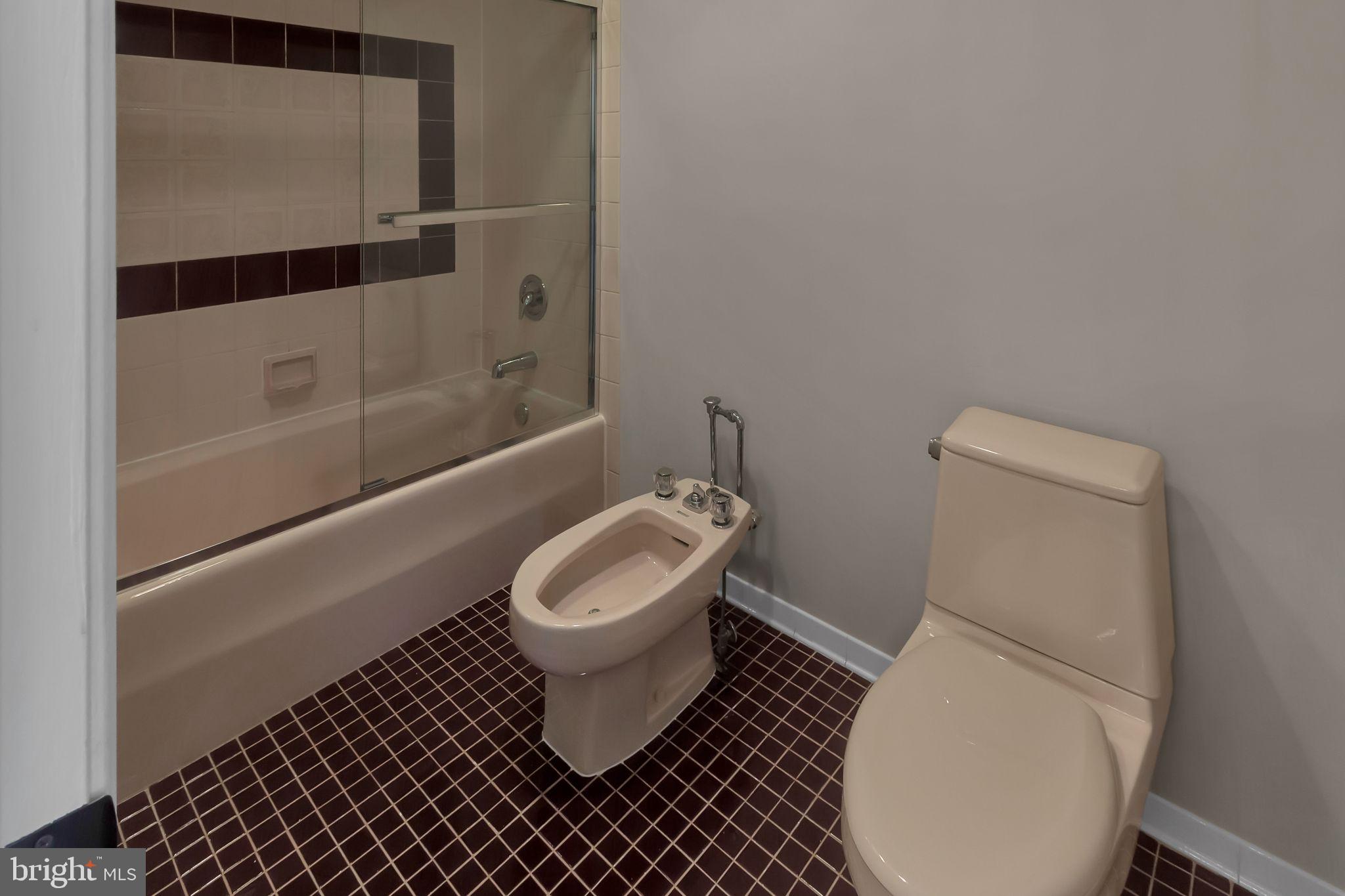 HIGHVIEW PARK - Residential