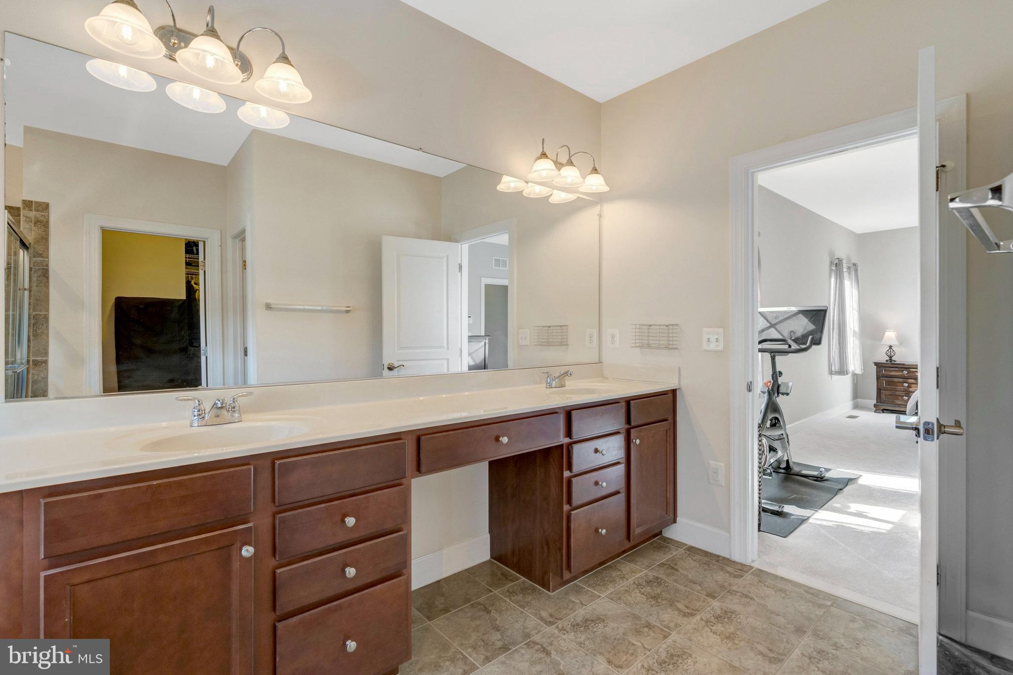 HOPE HILL CROSSING - Residential