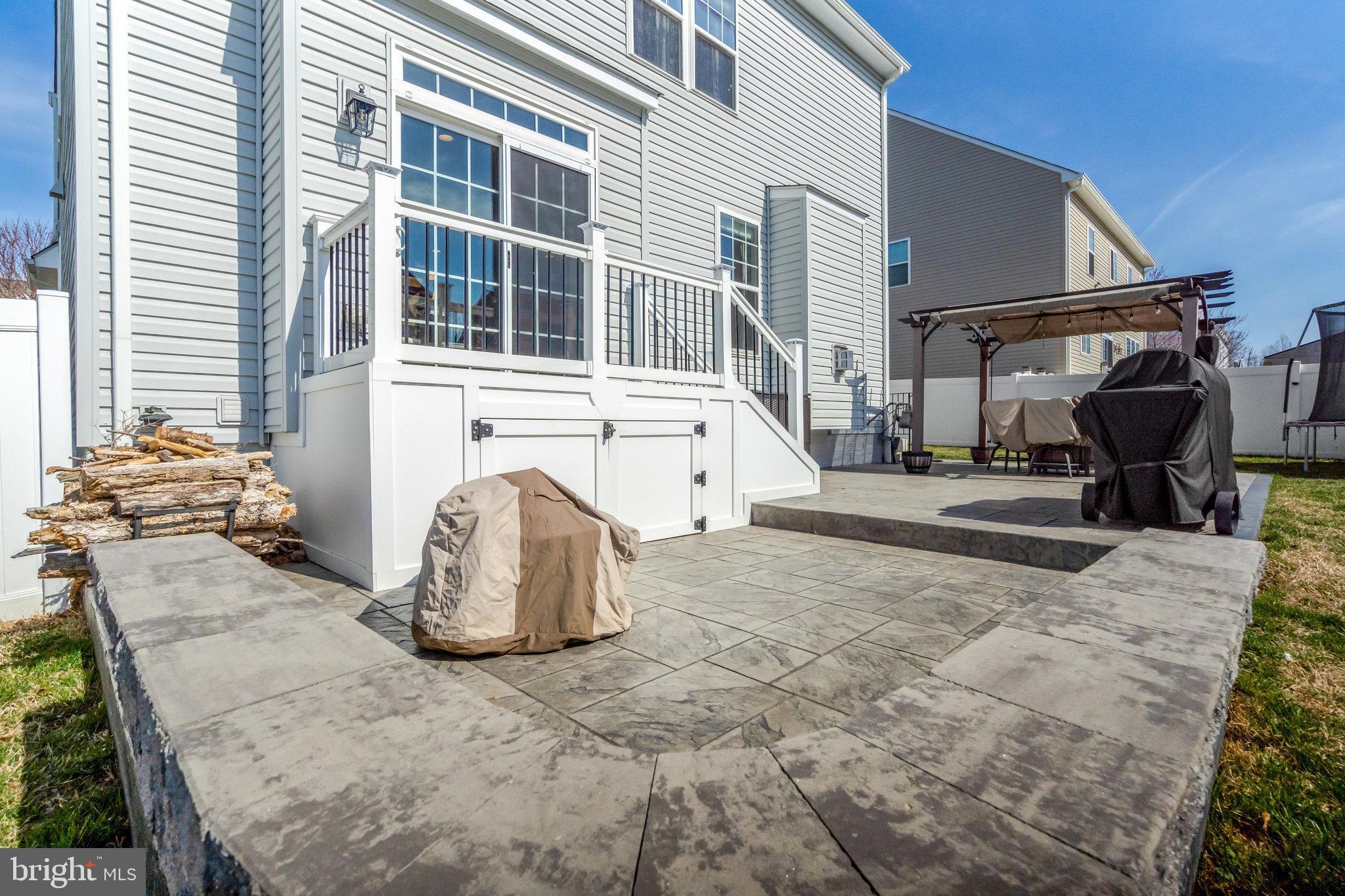 HOPE HILL CROSSING - Residential