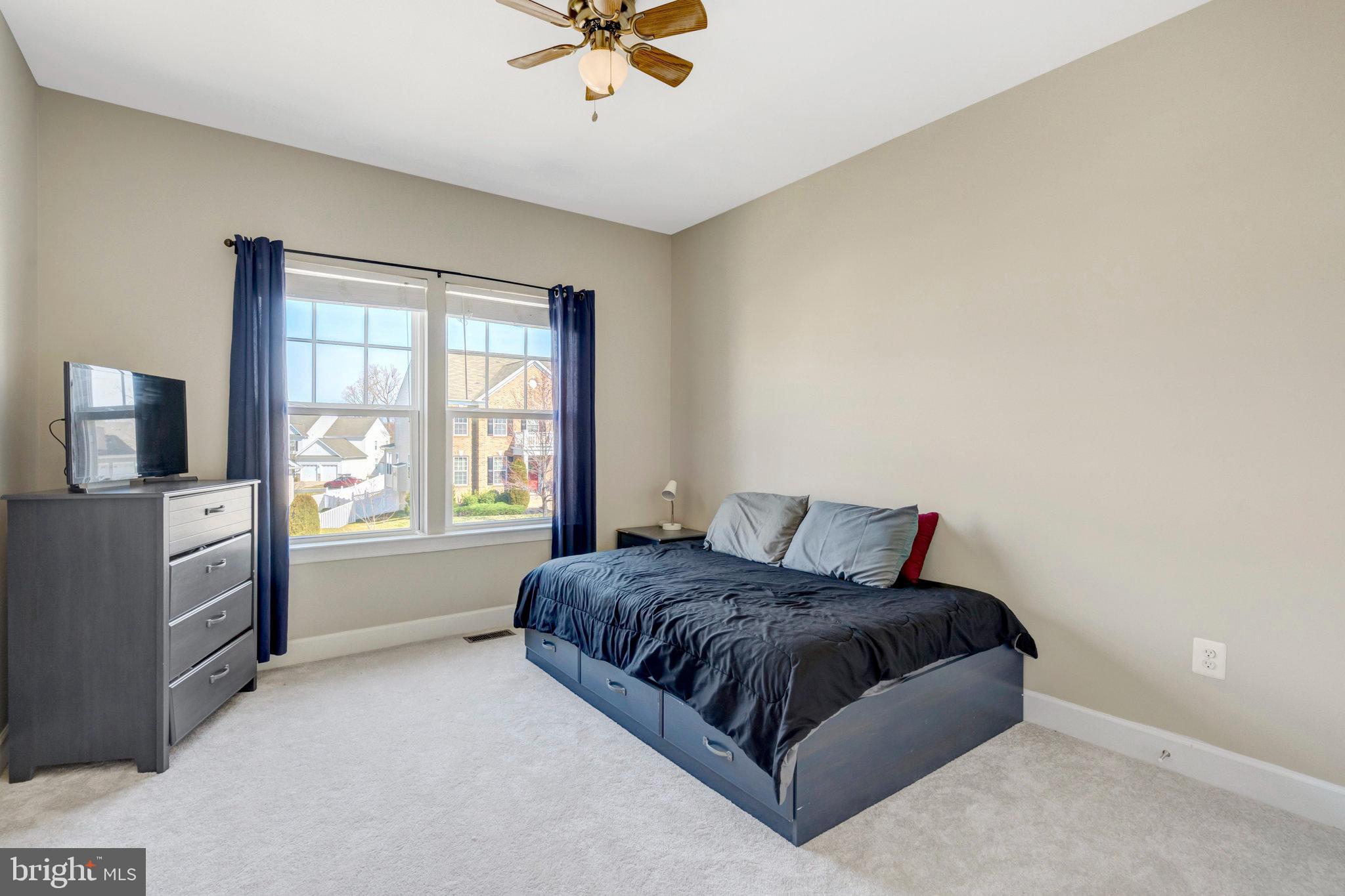 HOPE HILL CROSSING - Residential