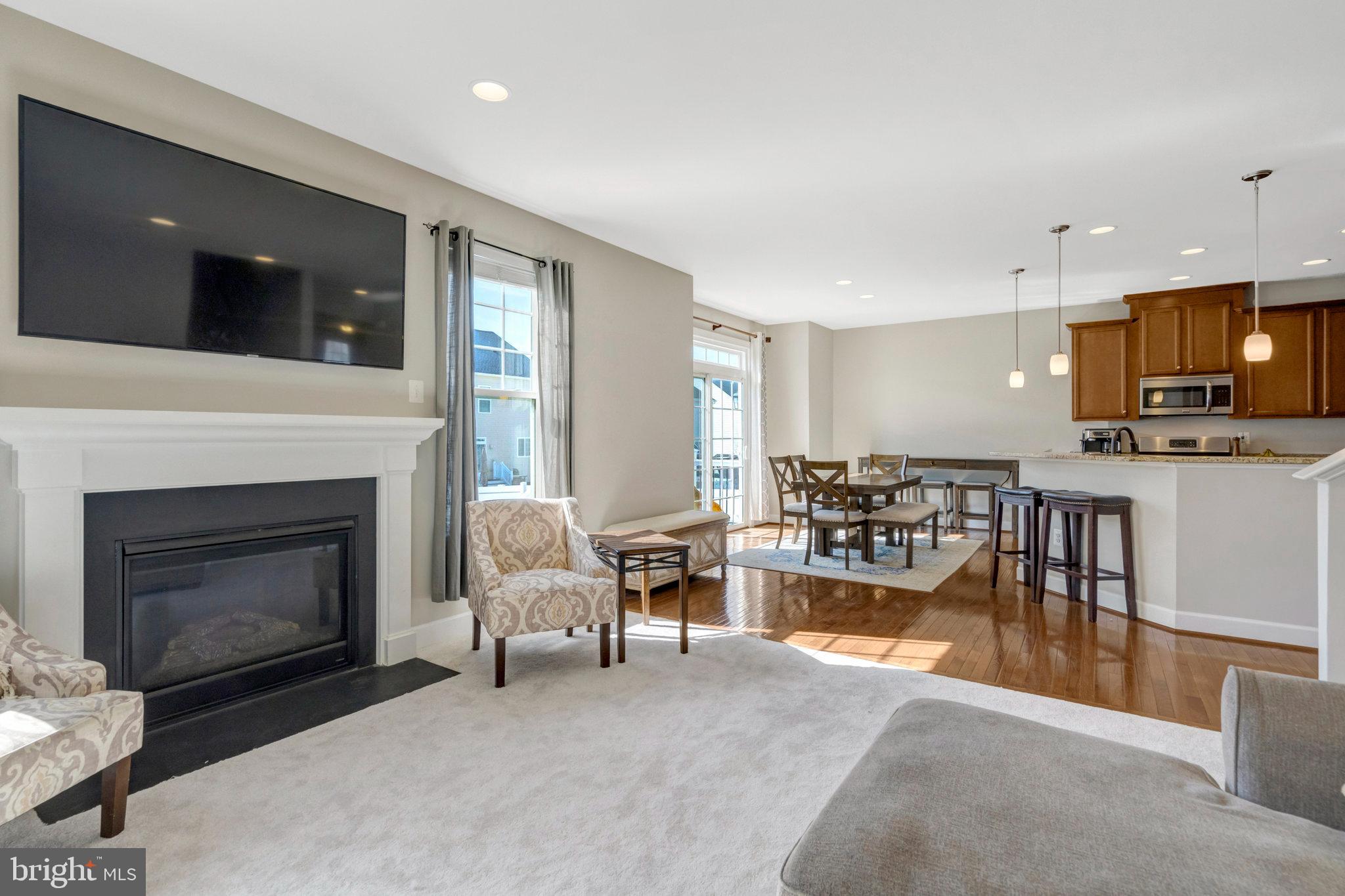 HOPE HILL CROSSING - Residential