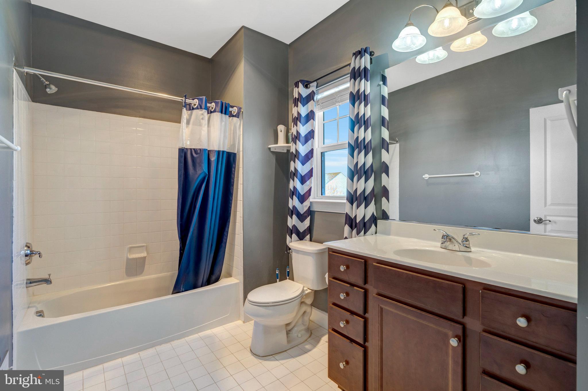 HOPE HILL CROSSING - Residential