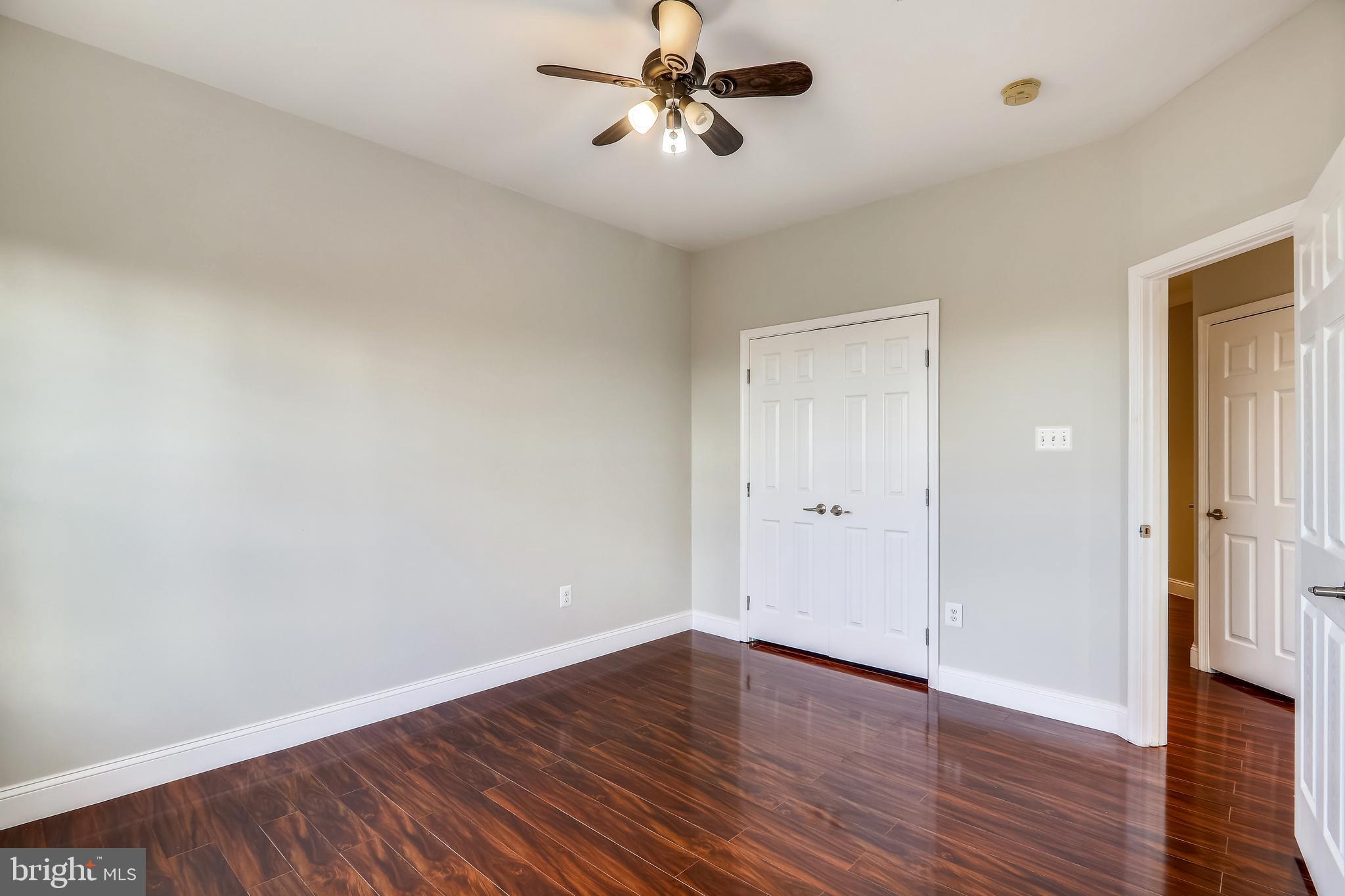 VIRGINIA LANDING - Residential