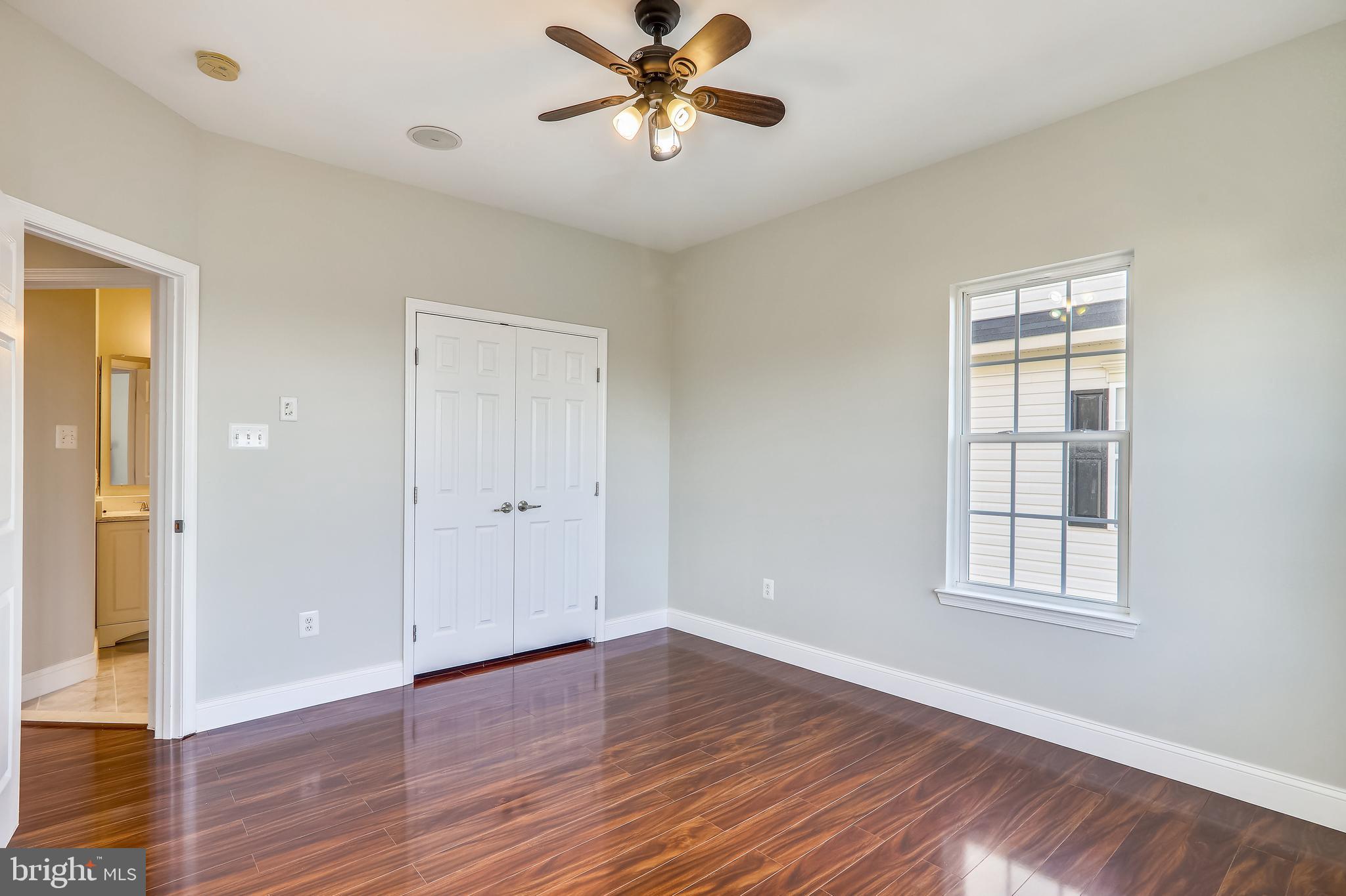 VIRGINIA LANDING - Residential