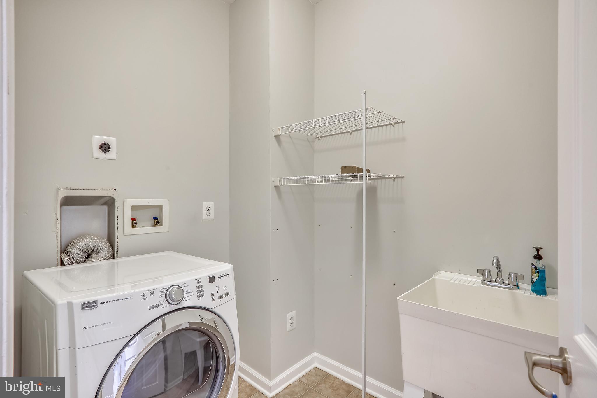 VIRGINIA LANDING - Residential