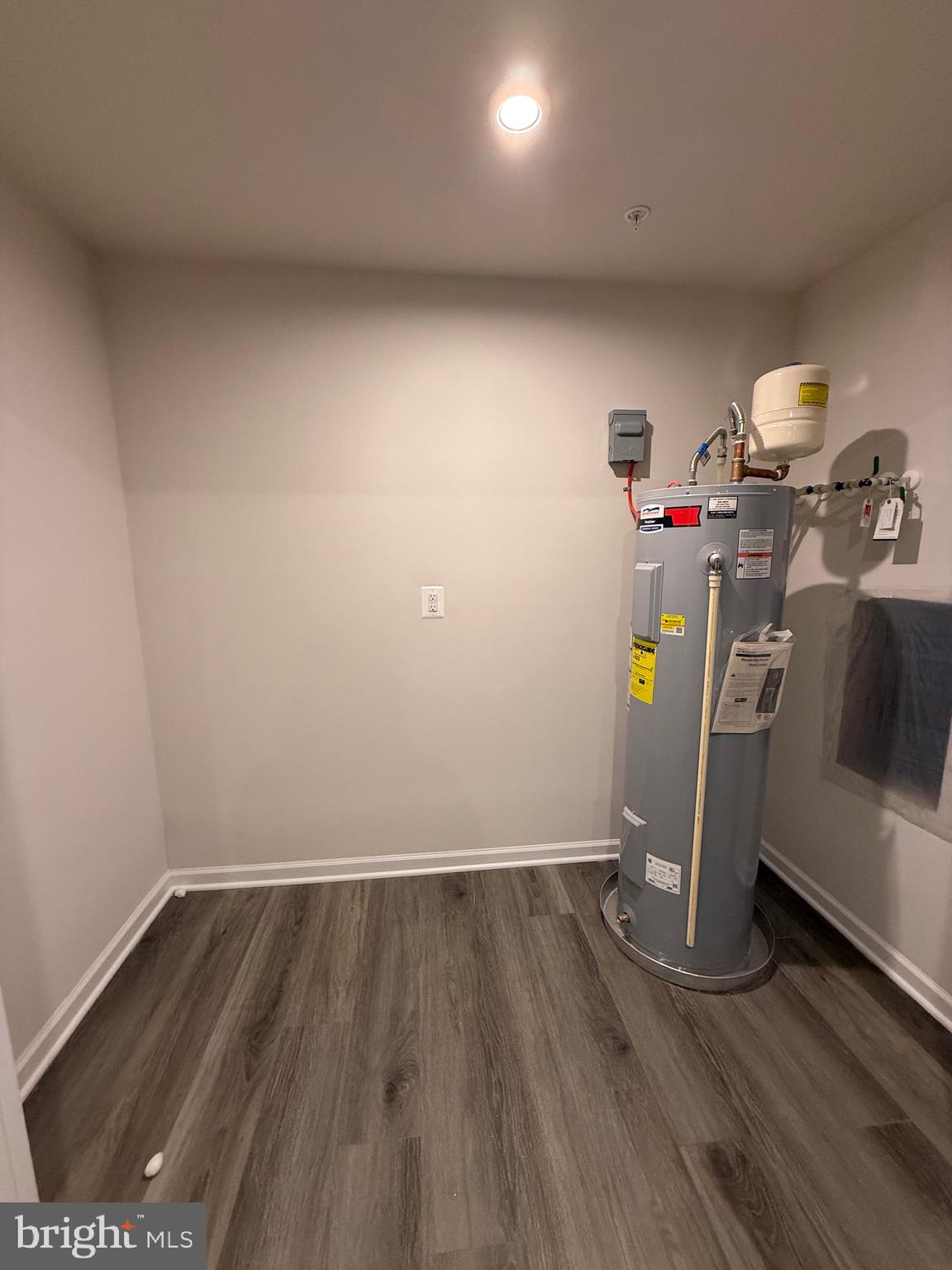 HERON POINT - Residential