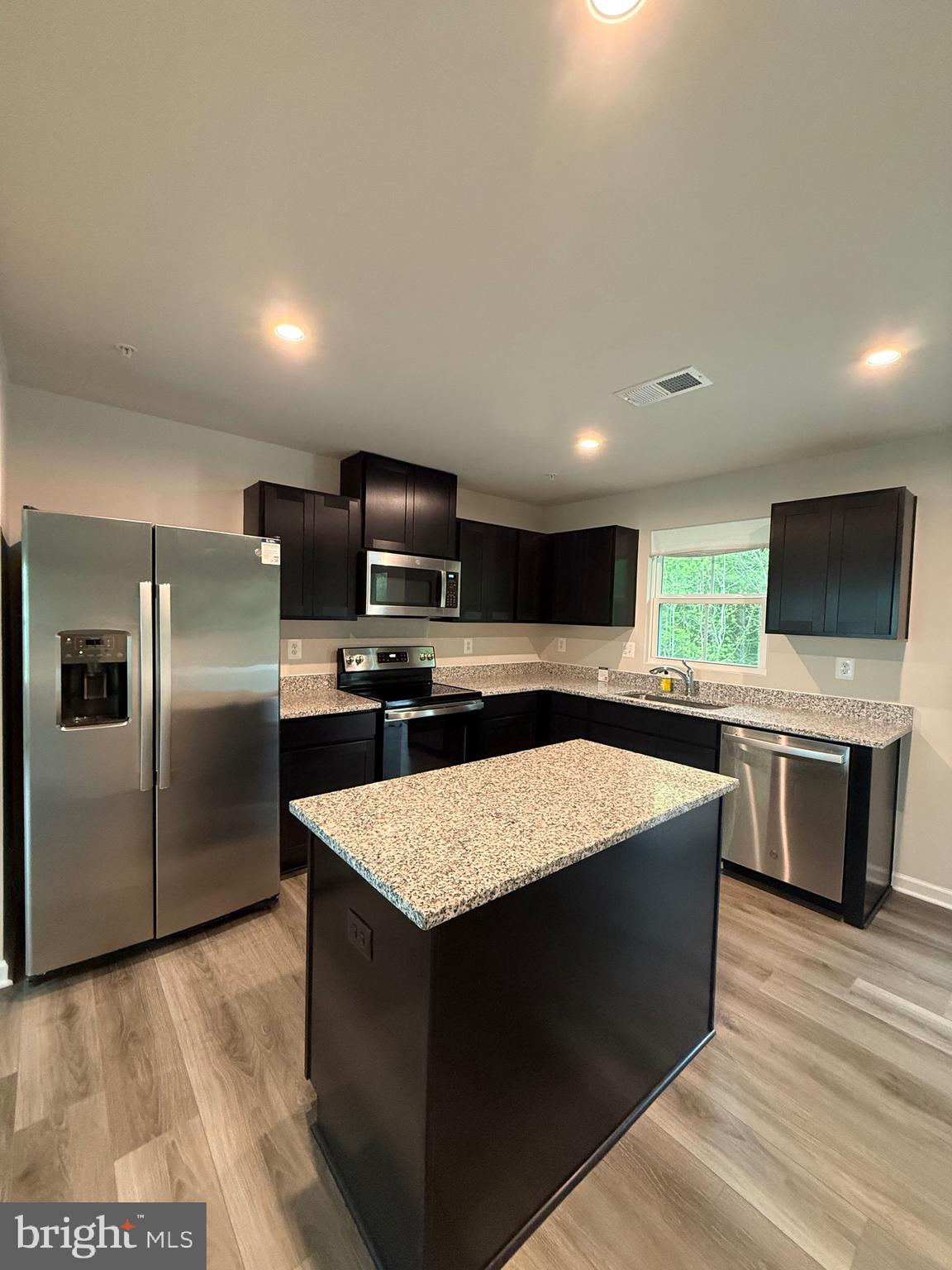 HERON POINT - Residential