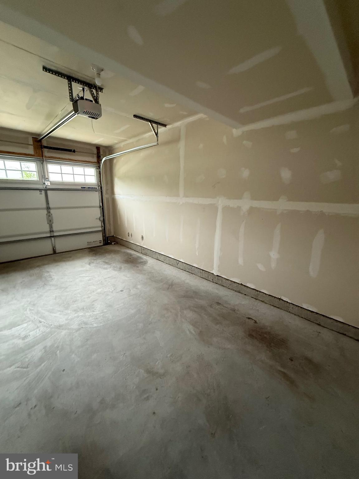 HERON POINT - Residential