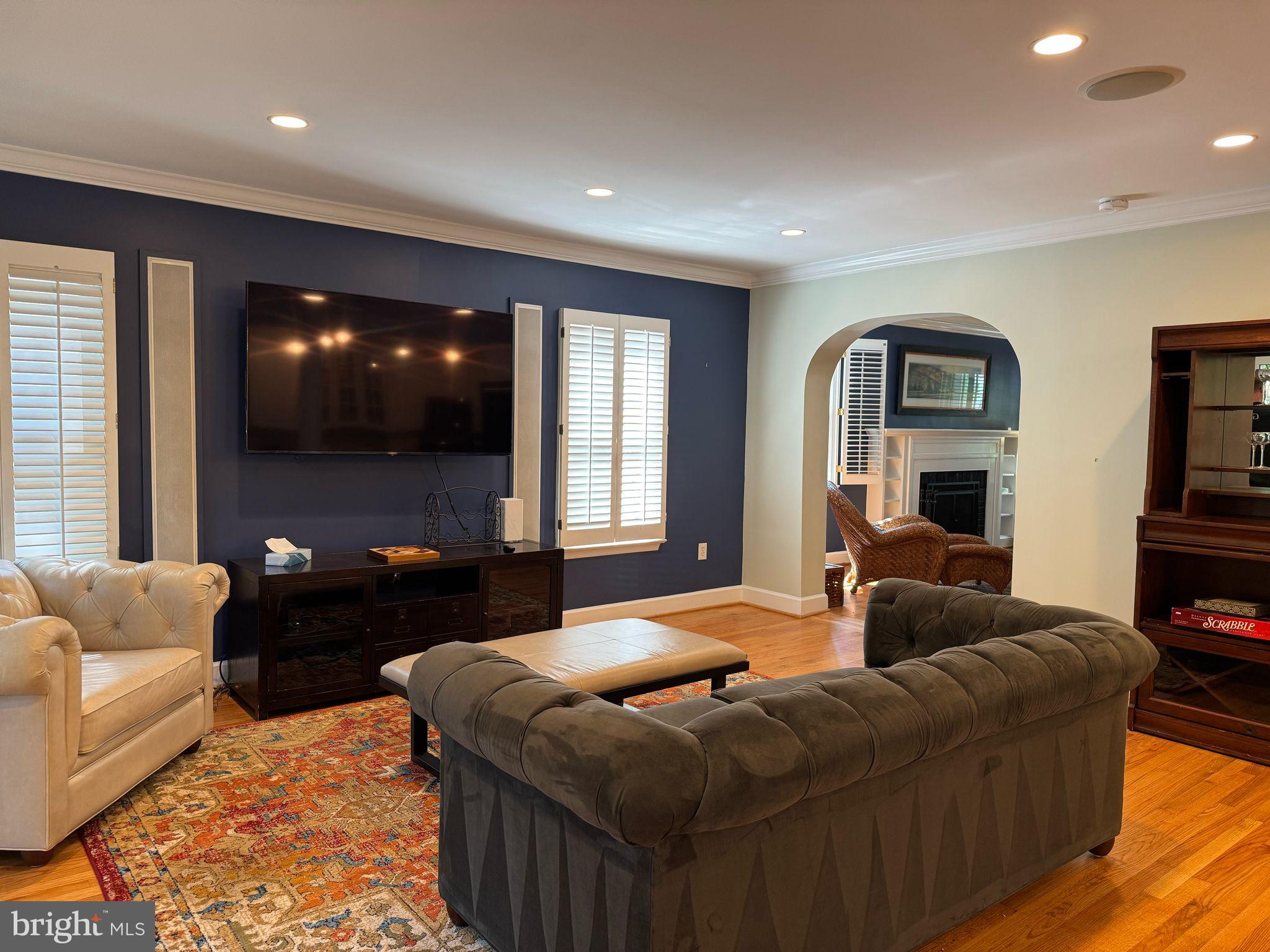 LYON VILLAGE - Residential Lease