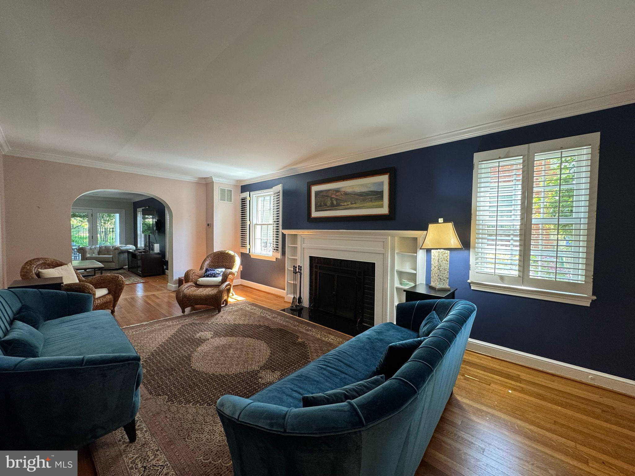 LYON VILLAGE - Residential Lease