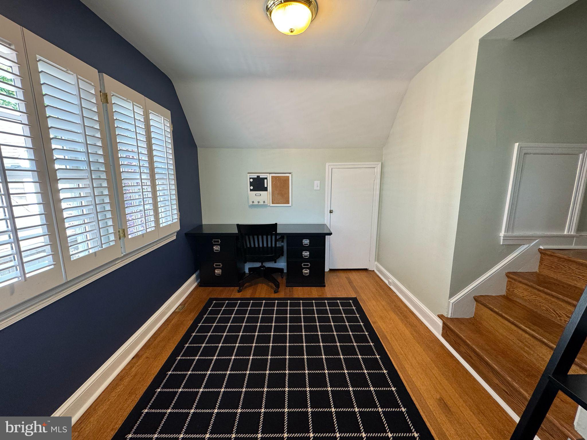 LYON VILLAGE - Residential Lease