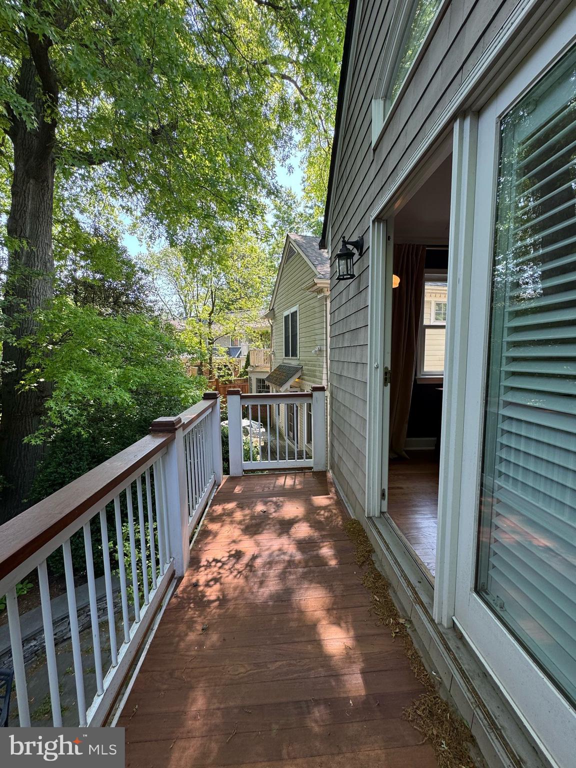 LYON VILLAGE - Residential Lease