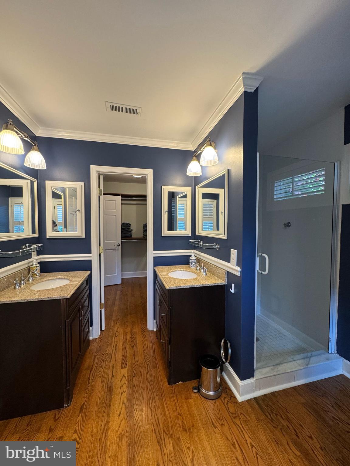 LYON VILLAGE - Residential Lease