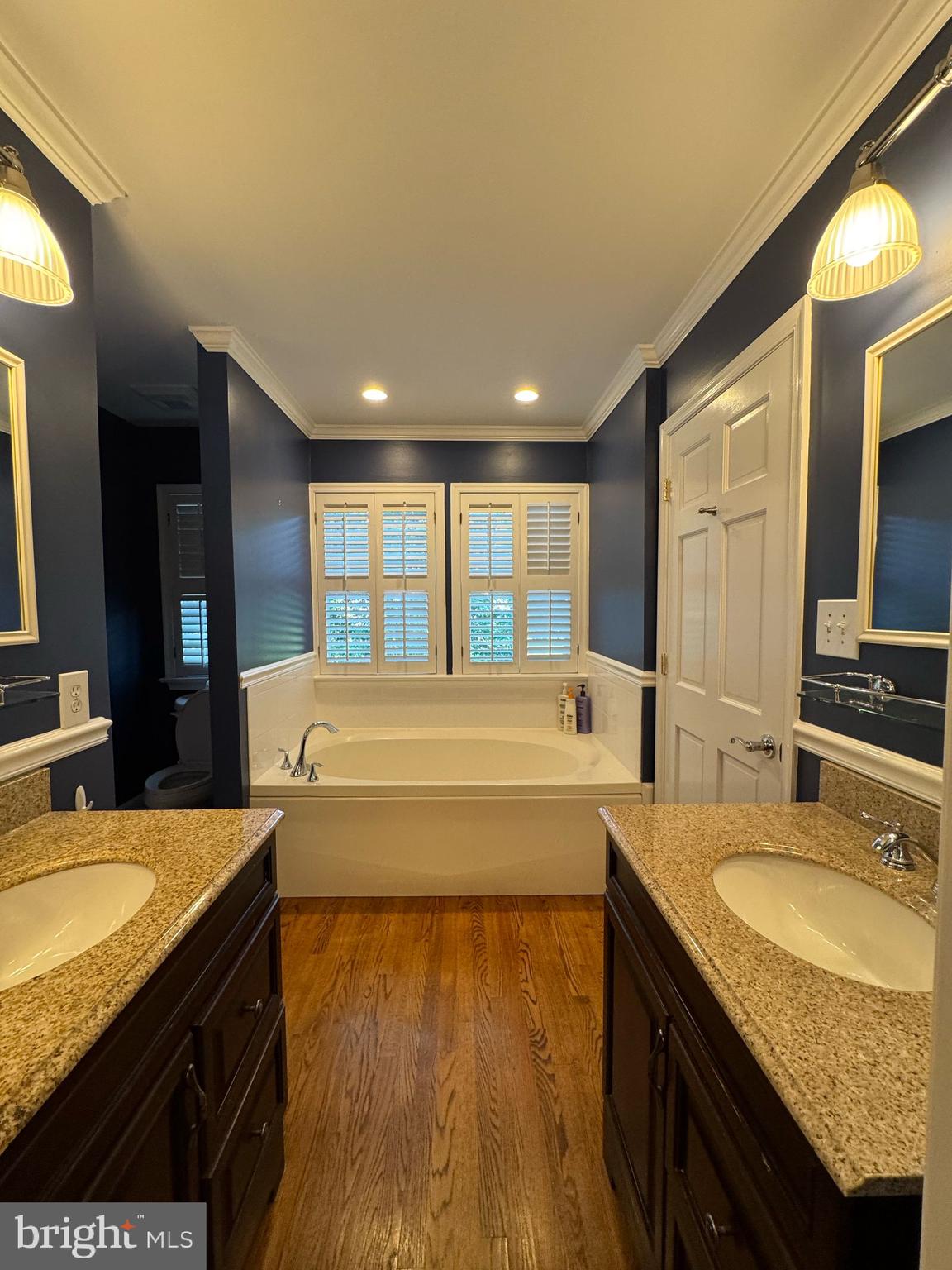 LYON VILLAGE - Residential Lease