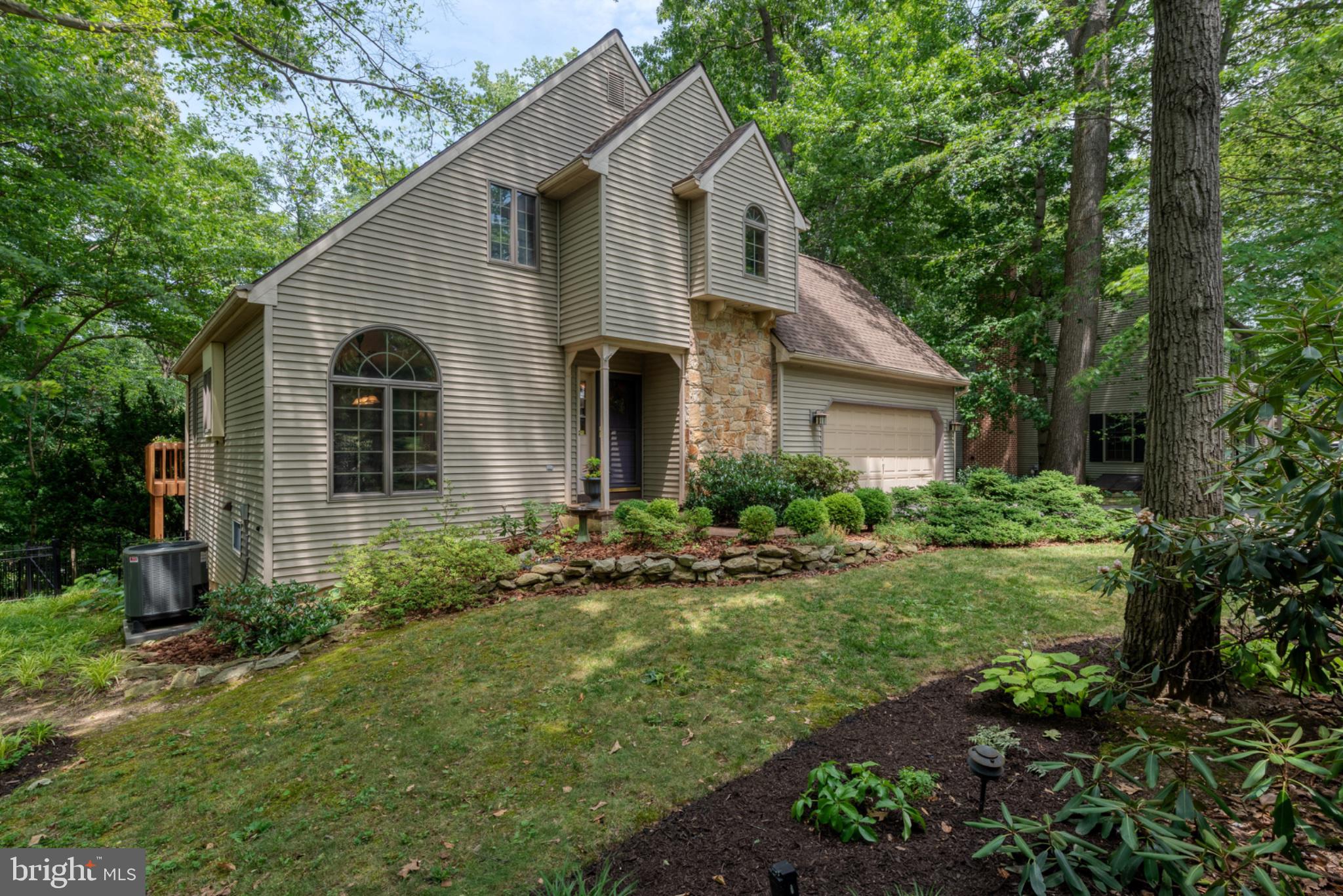 2861 SPRING VALLEY ROAD
