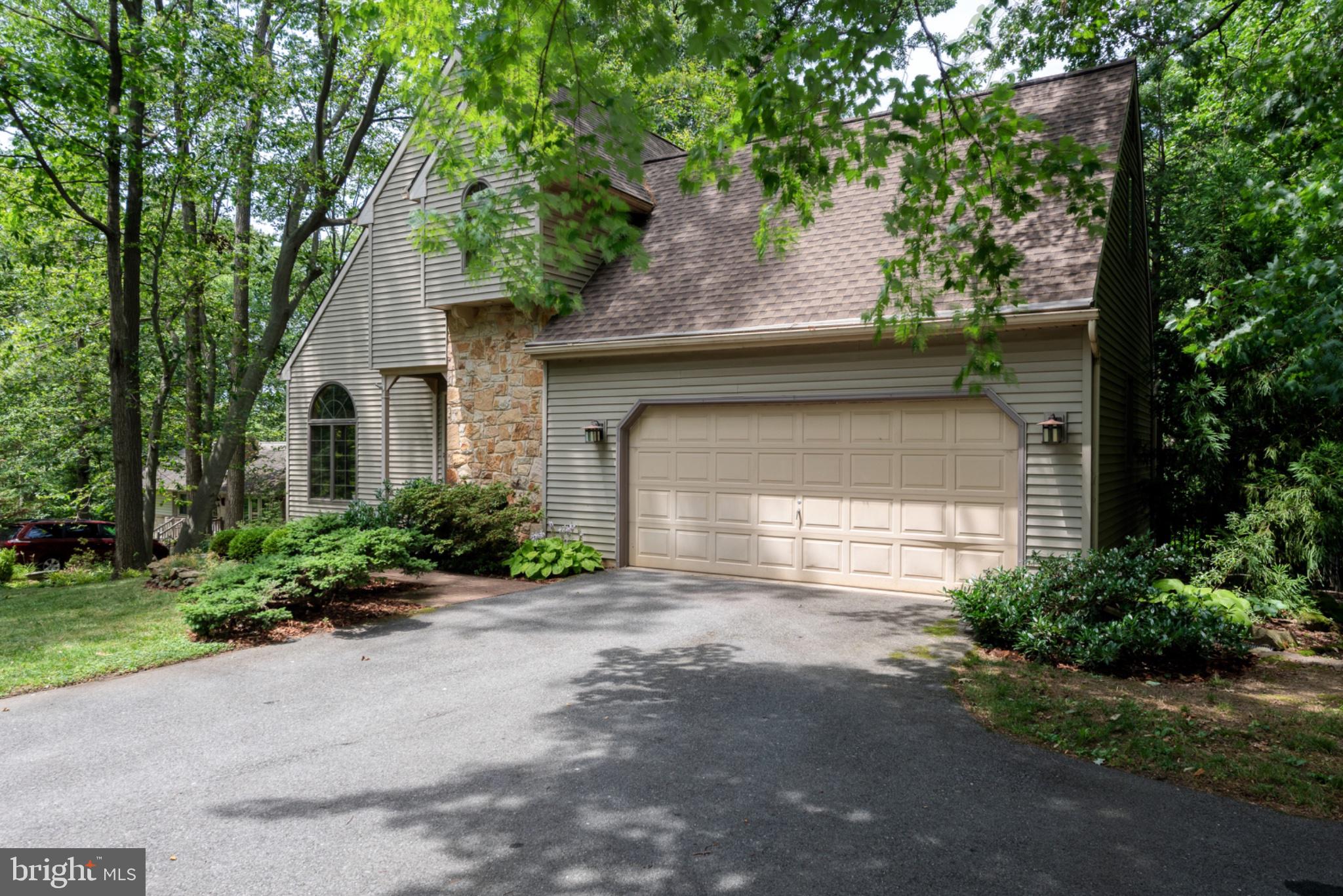 2861 SPRING VALLEY ROAD