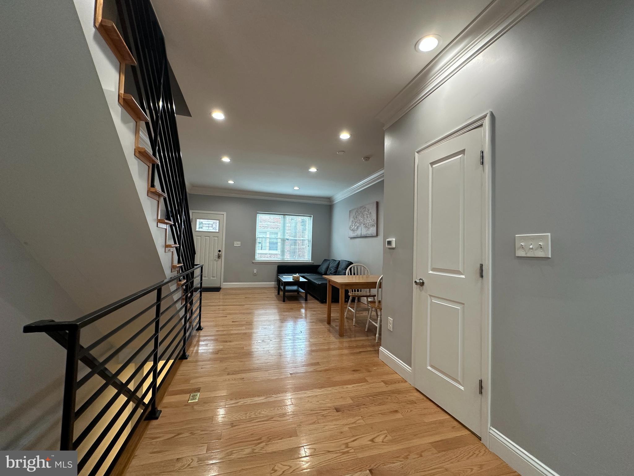 2109 S ROSEWOOD STREET