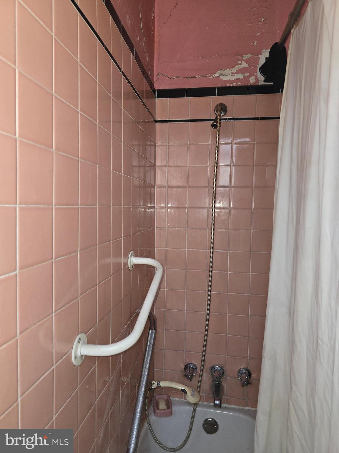 ALLEGHENY WEST - Residential