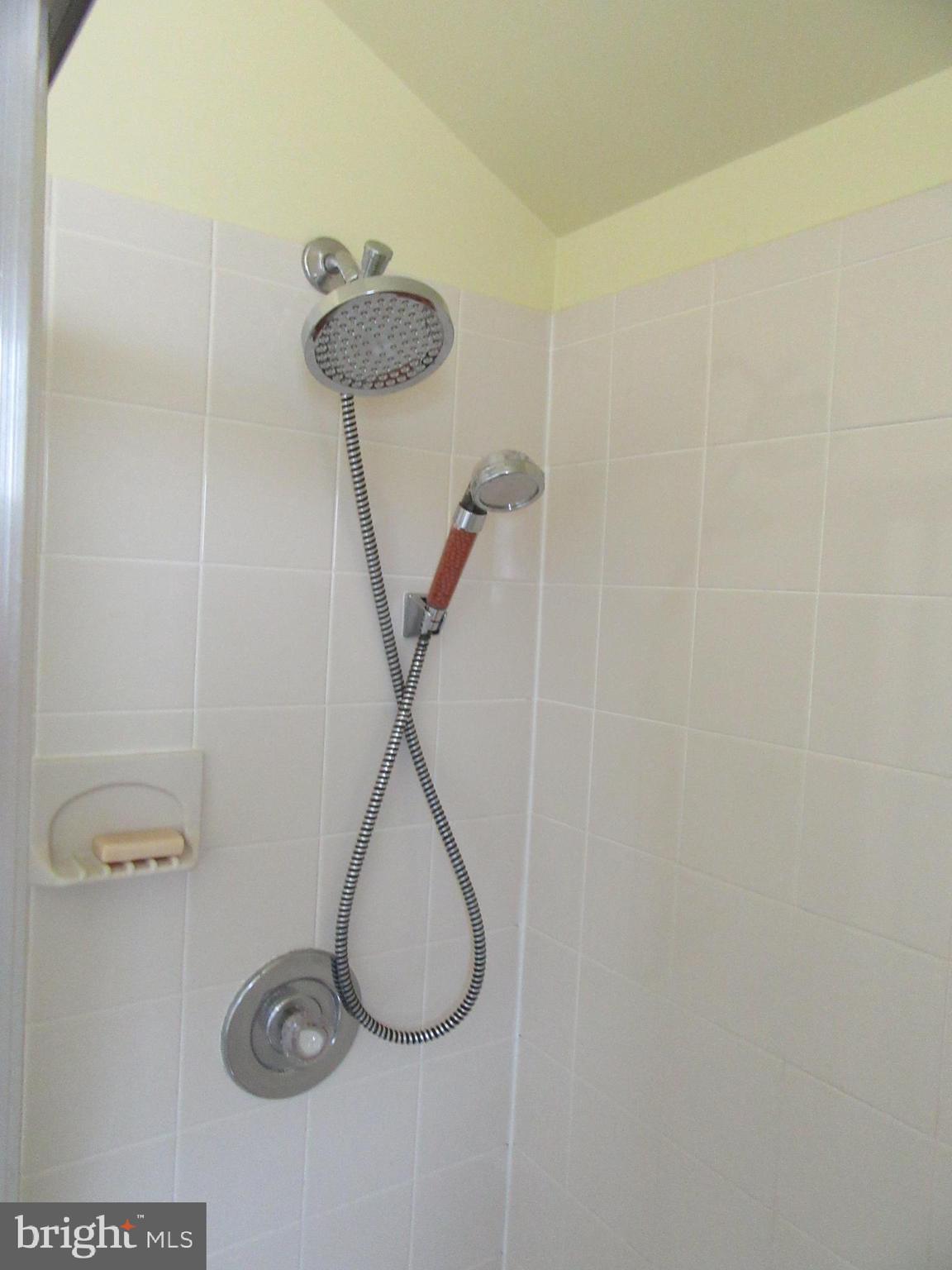 WHEATON WOODS - Residential