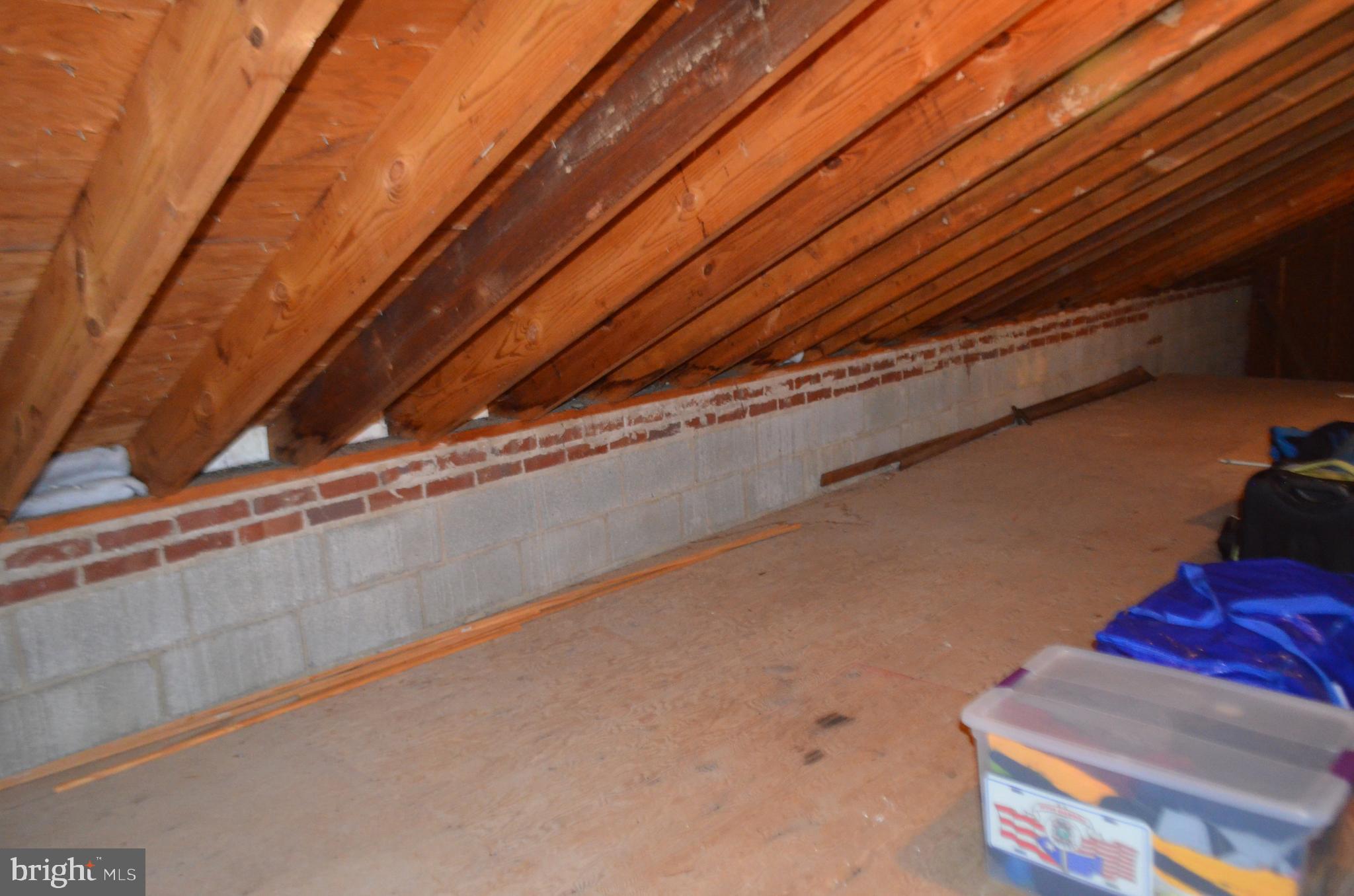 WHEATON WOODS - Residential