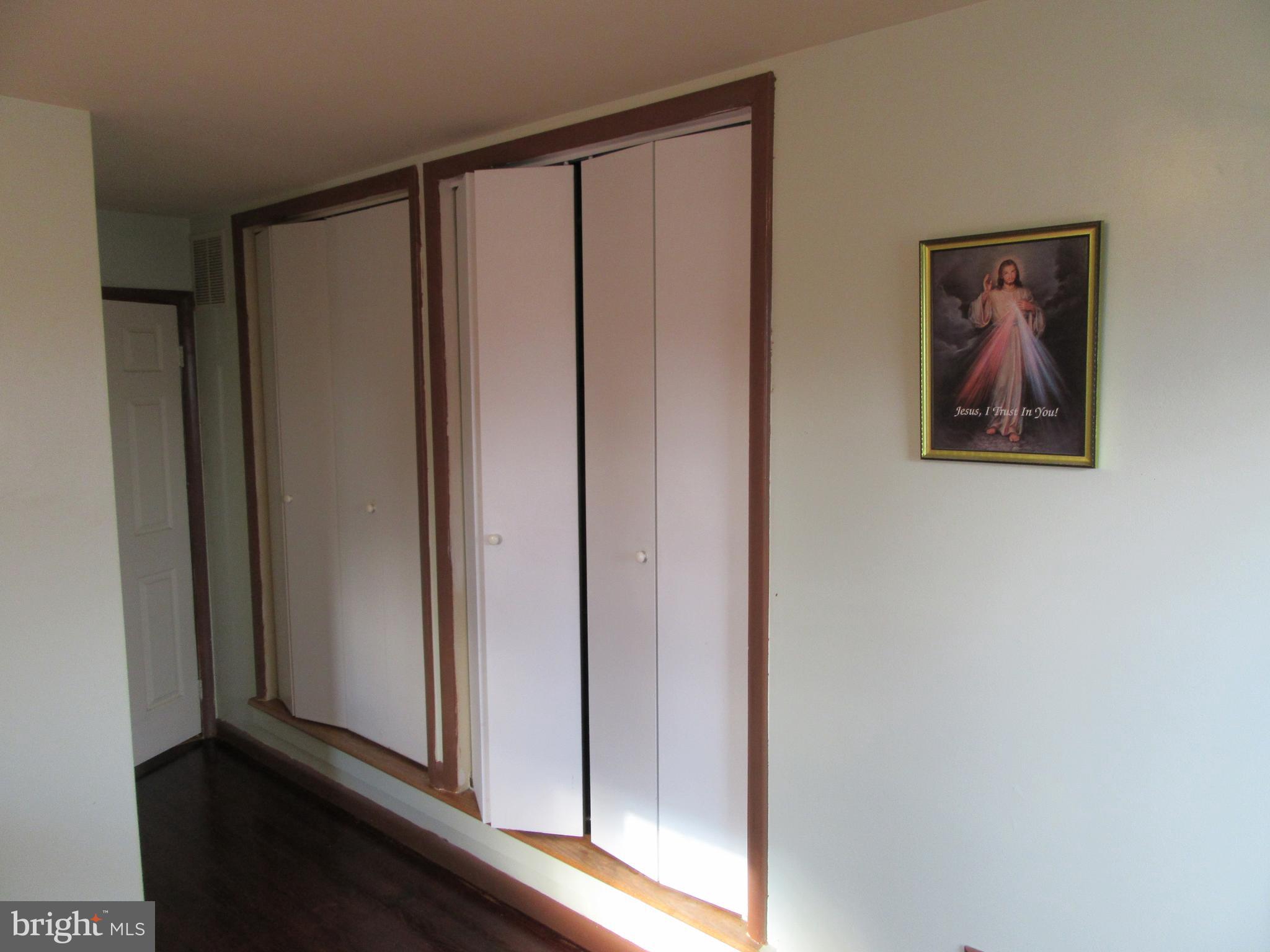 WHEATON WOODS - Residential