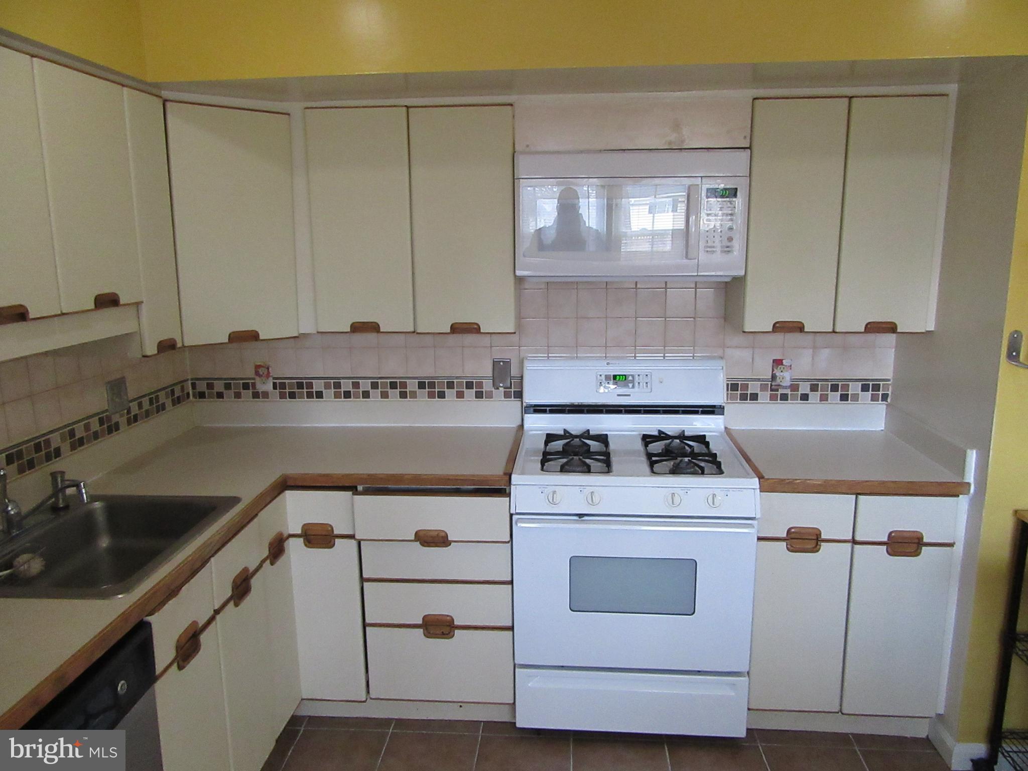 WHEATON WOODS - Residential