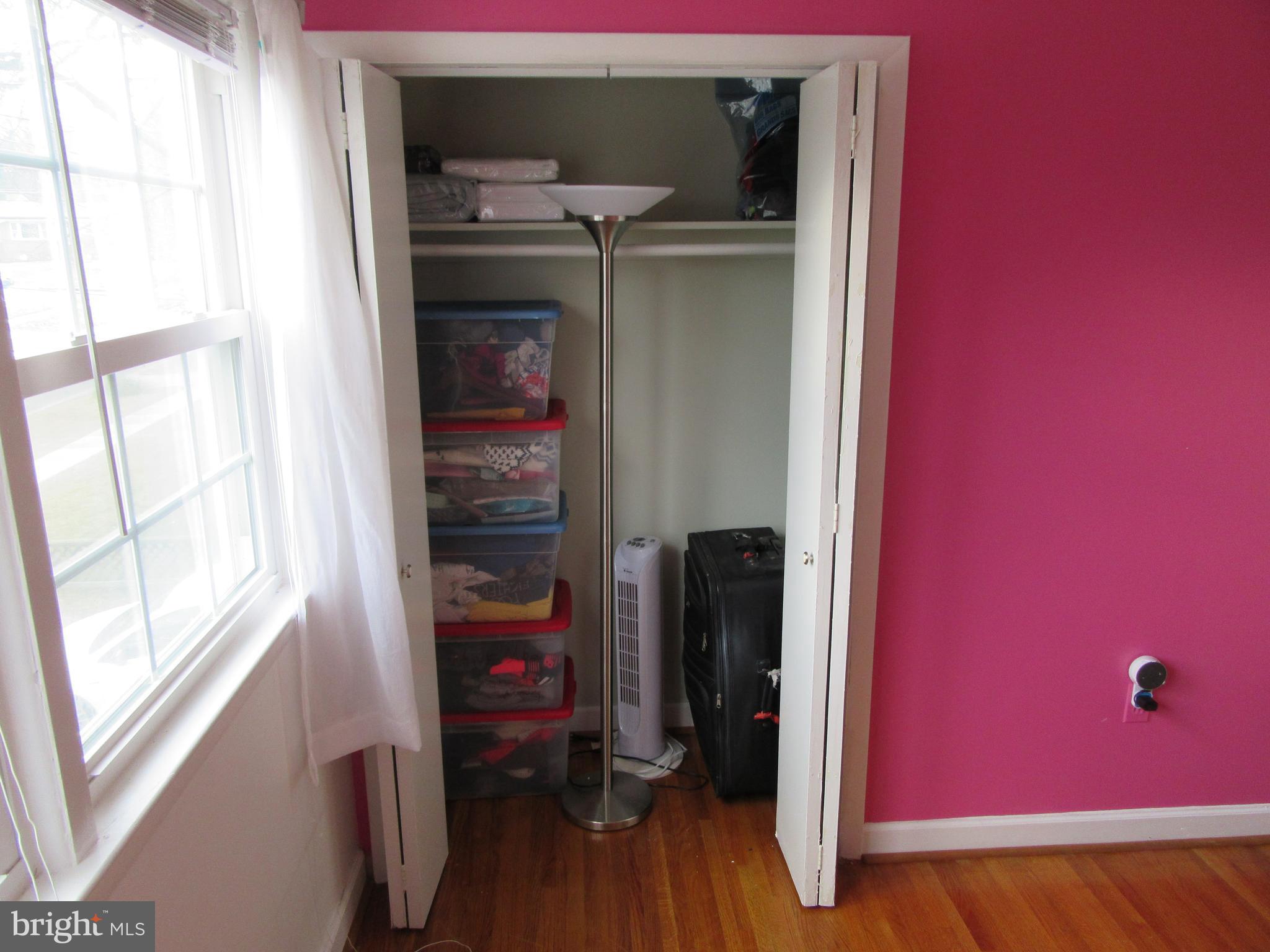 WHEATON WOODS - Residential