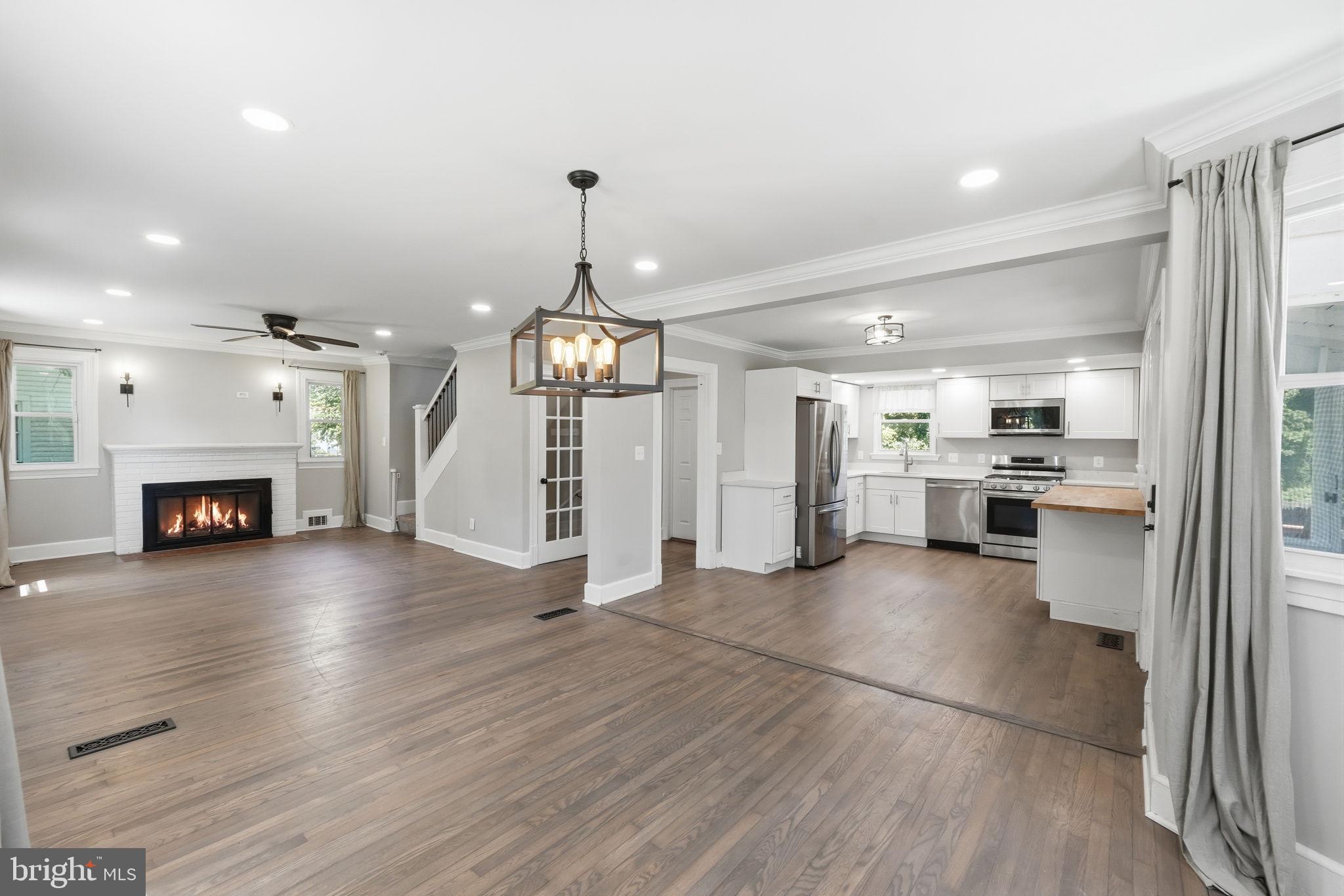 6704 BOXWOOD DRIVE