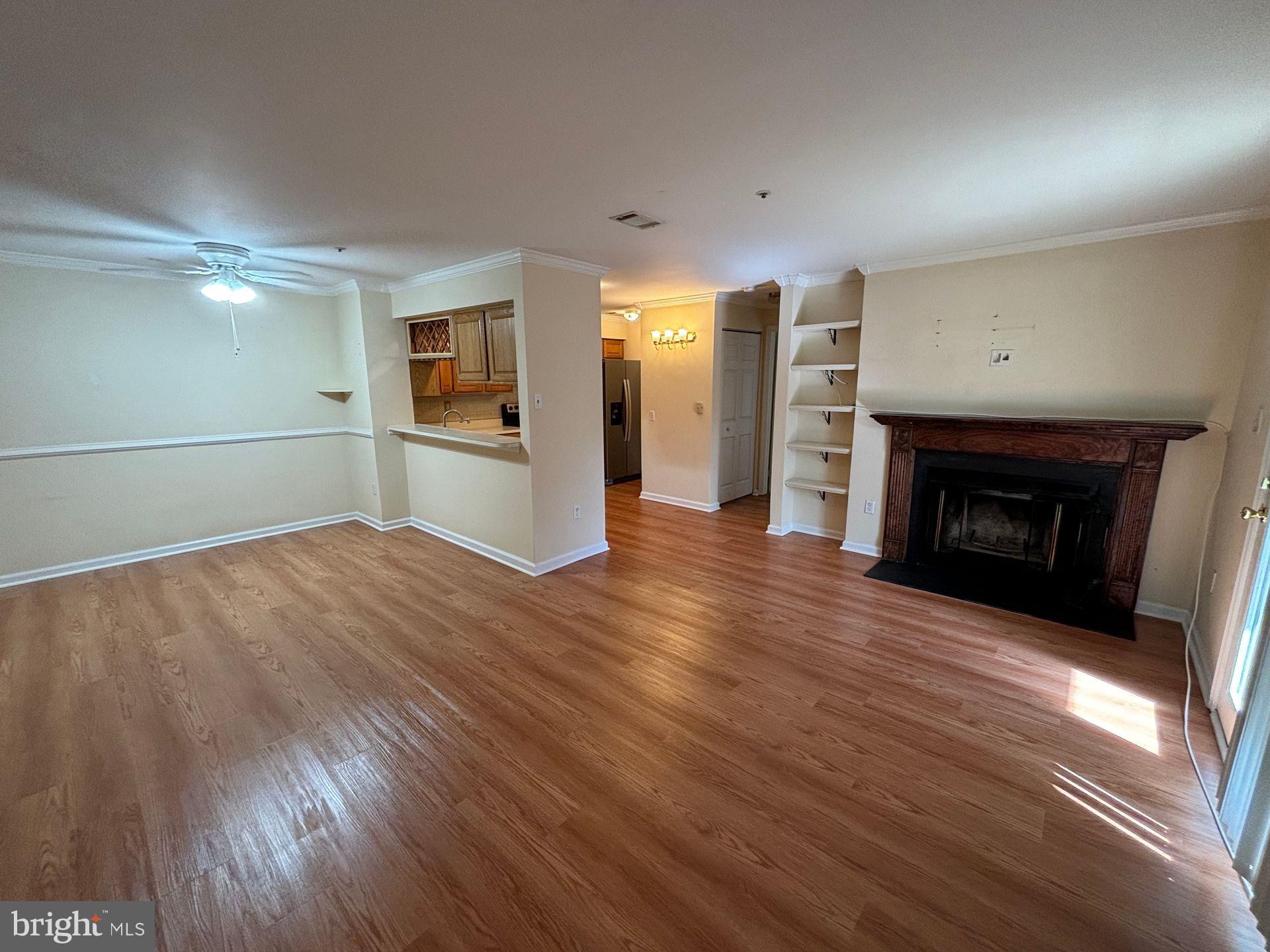 WATERS EDGE AT NORTH LAKE - Residential Lease