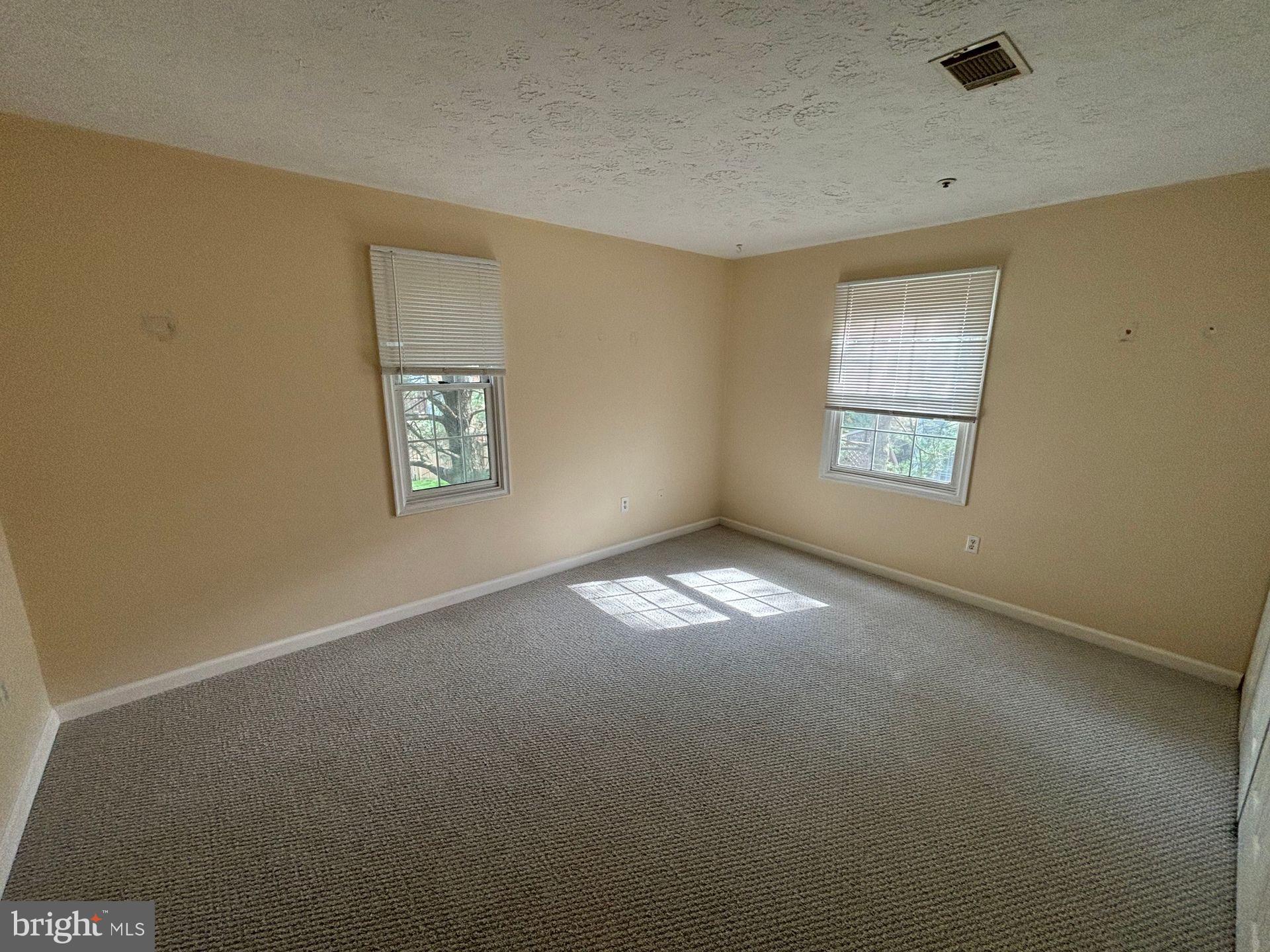 WATERS EDGE AT NORTH LAKE - Residential Lease