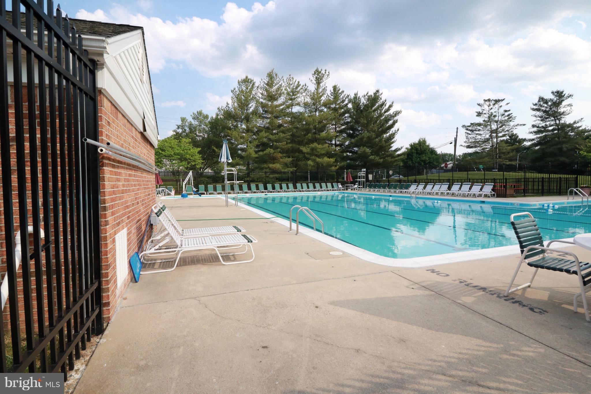 WATERS EDGE AT NORTH LAKE - Residential Lease