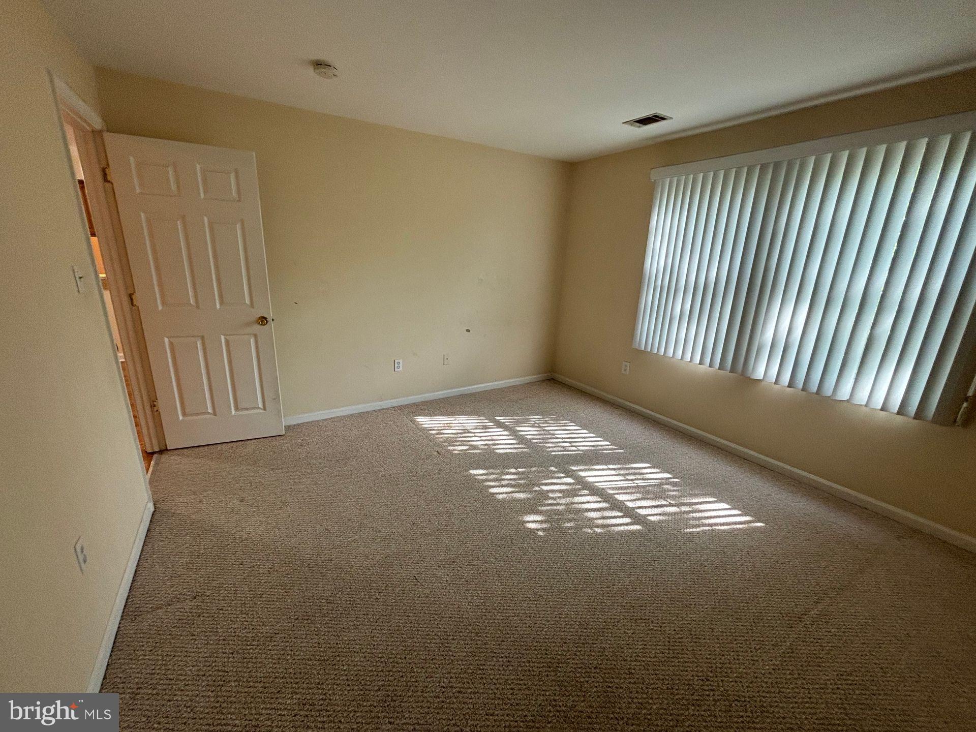 WATERS EDGE AT NORTH LAKE - Residential Lease