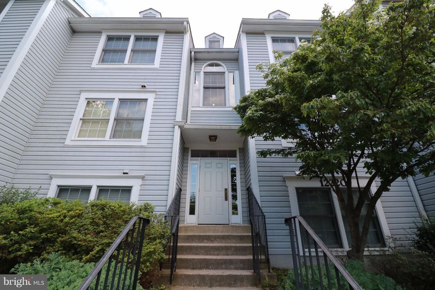 Nicely updated spacious 2 bedroom 2 bath condo with balcony, open-concept living dining room combo, en suite master bath, ample closet space, w/d in unit. Wall to wall carpeting w/wood entry. Good closet space and storage unit on balcony. Plenty of unassigned parking, backs to Lake with walking trails, paths and community pool. Convenient to I-270, DOE, NIST, Marc Train and commuter routes.