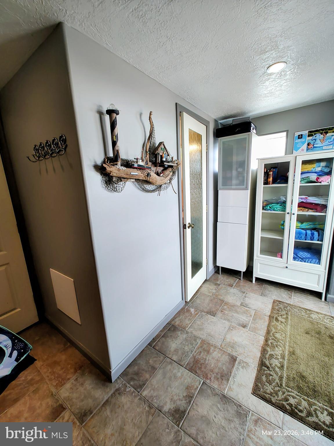 WHITE MARSH - Residential