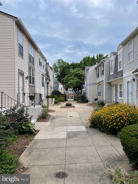 5918 ANNABERG PLACE 203 BURKE VA 22015