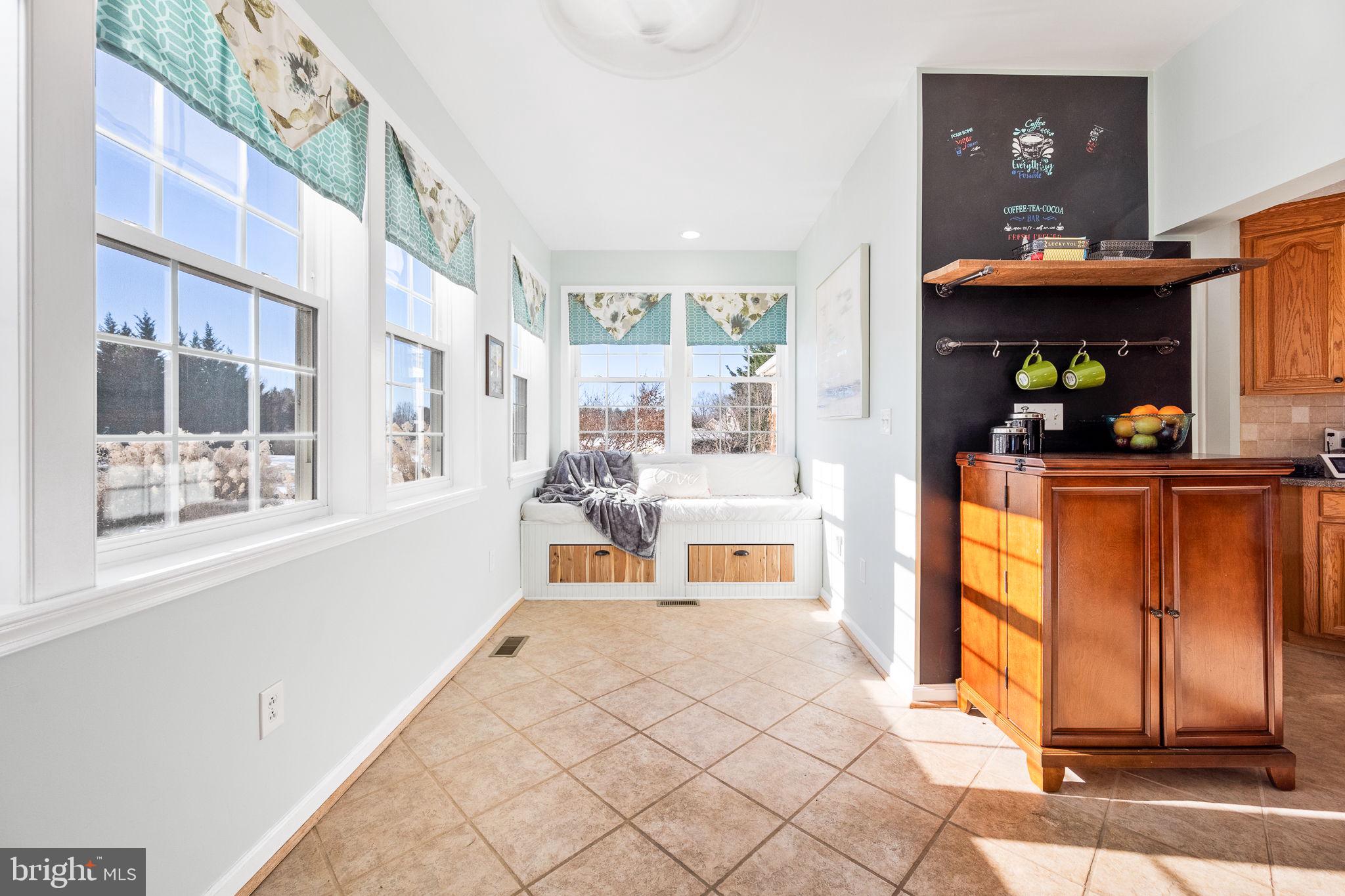 NANSFIELD HUNT - Residential