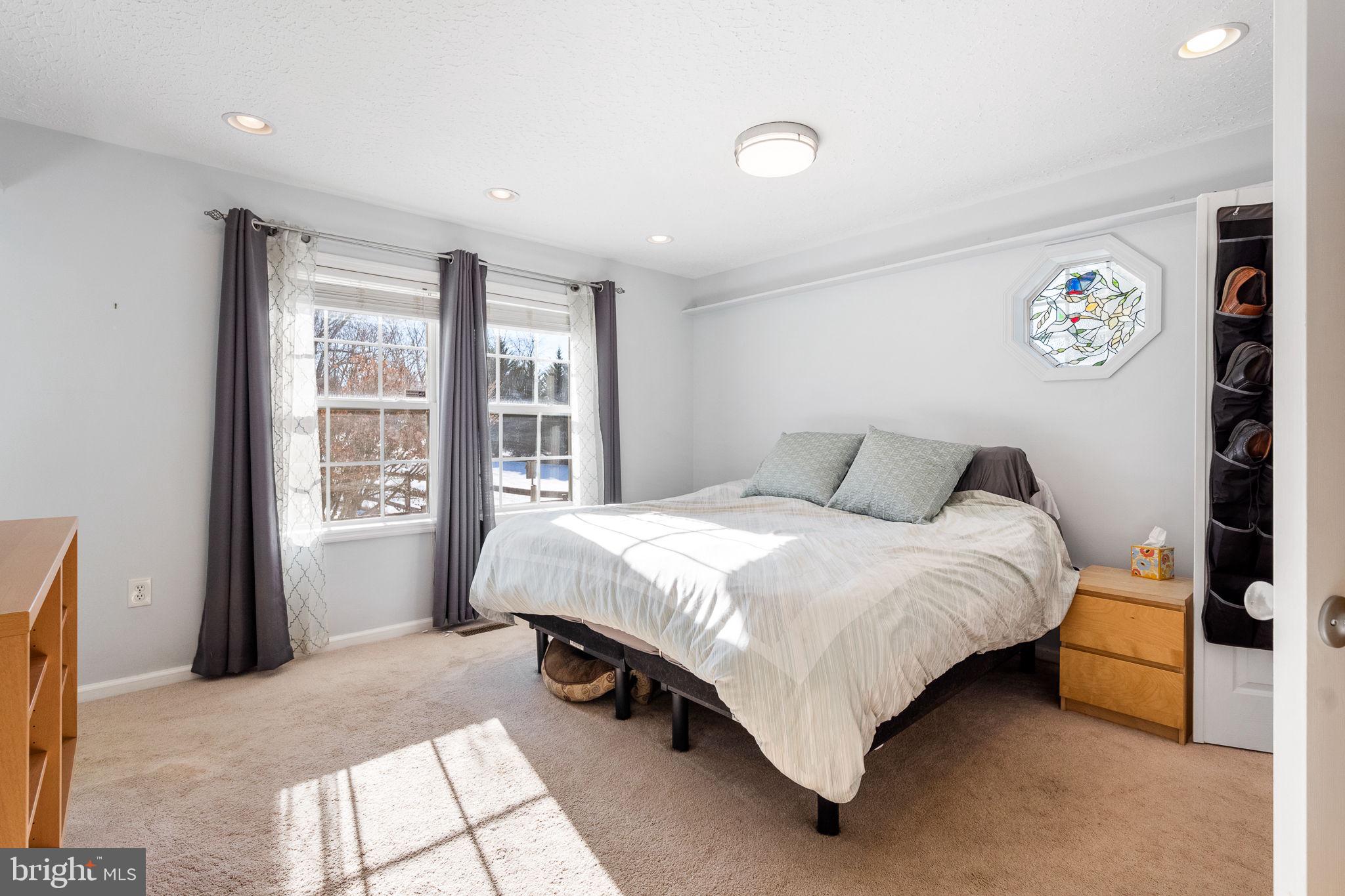 NANSFIELD HUNT - Residential