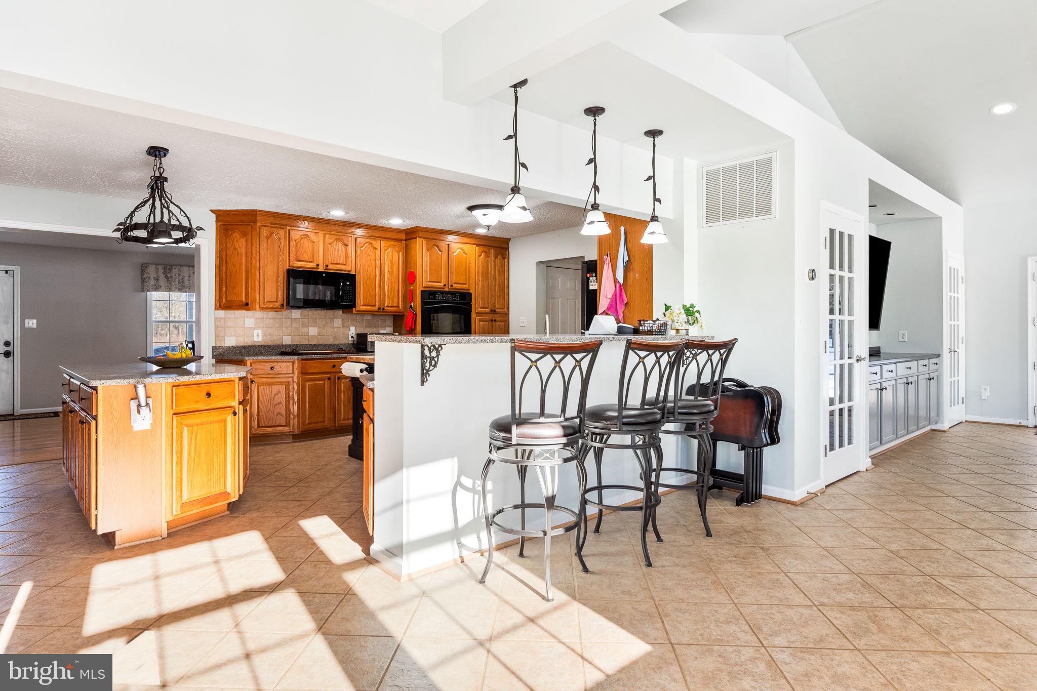 NANSFIELD HUNT - Residential