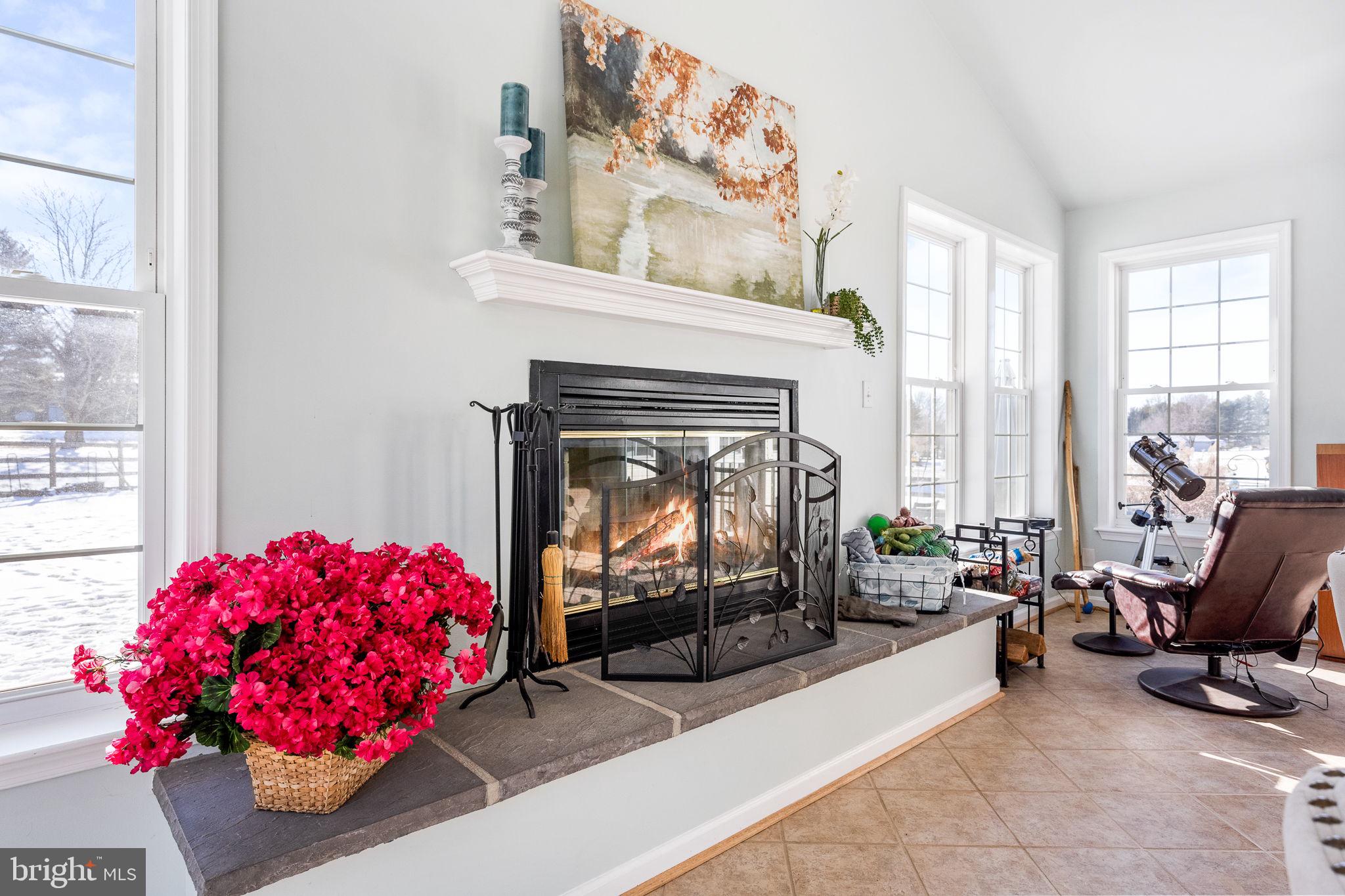 NANSFIELD HUNT - Residential