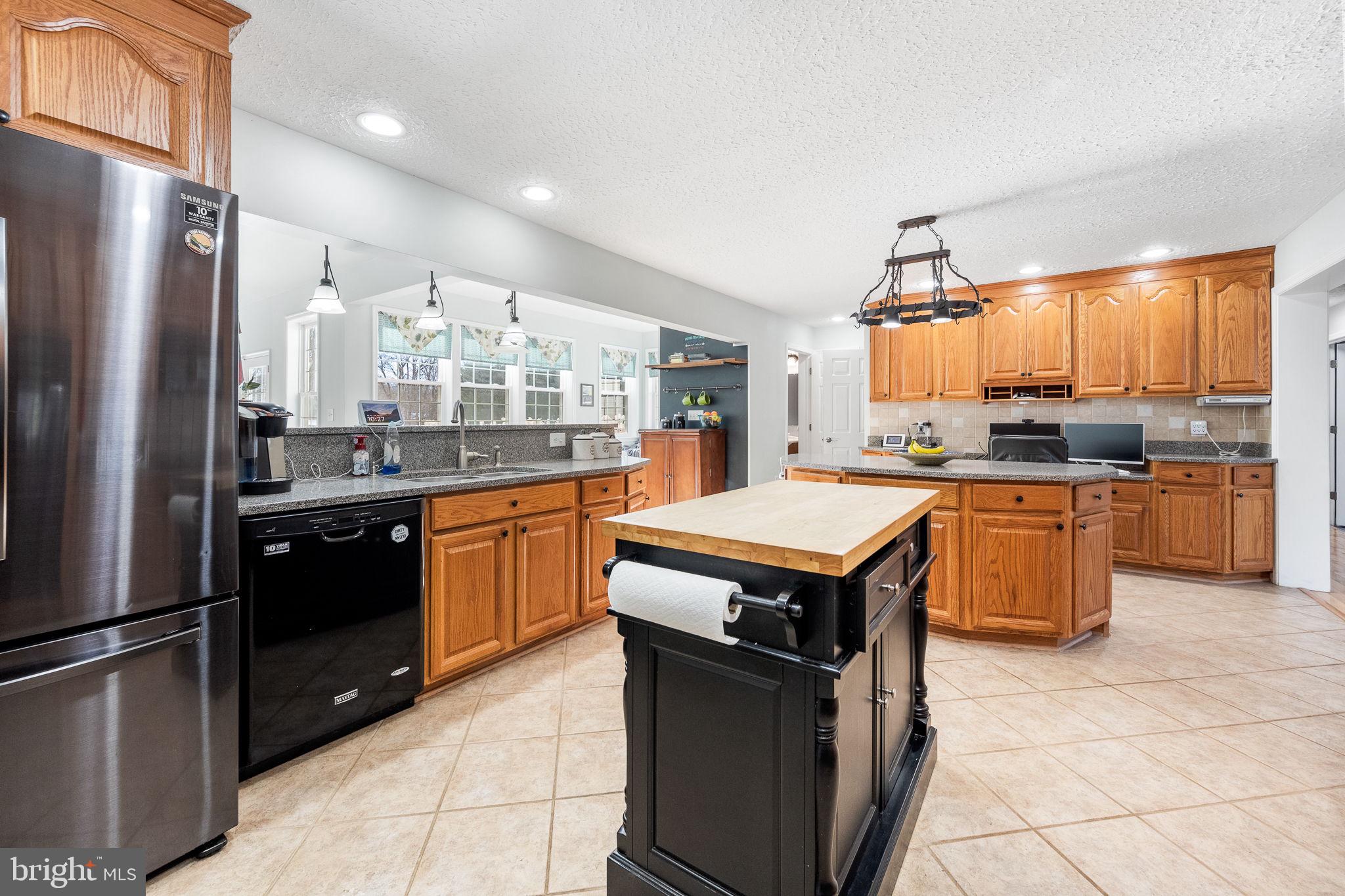 NANSFIELD HUNT - Residential