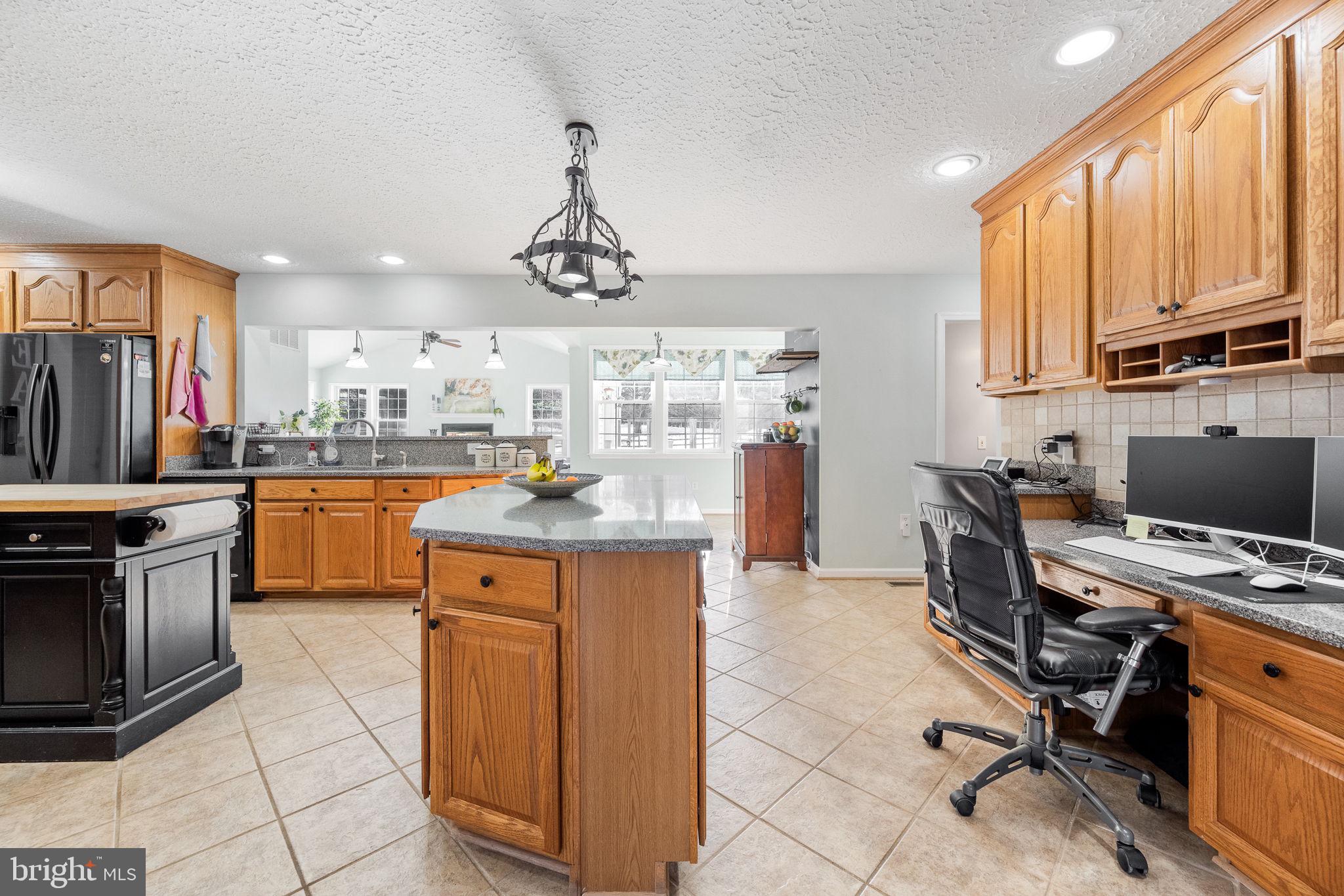 NANSFIELD HUNT - Residential