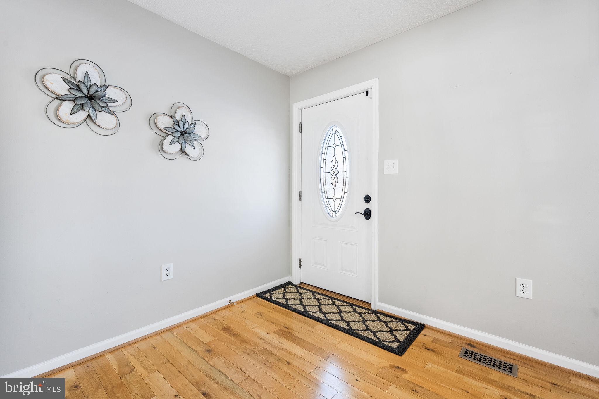 NANSFIELD HUNT - Residential