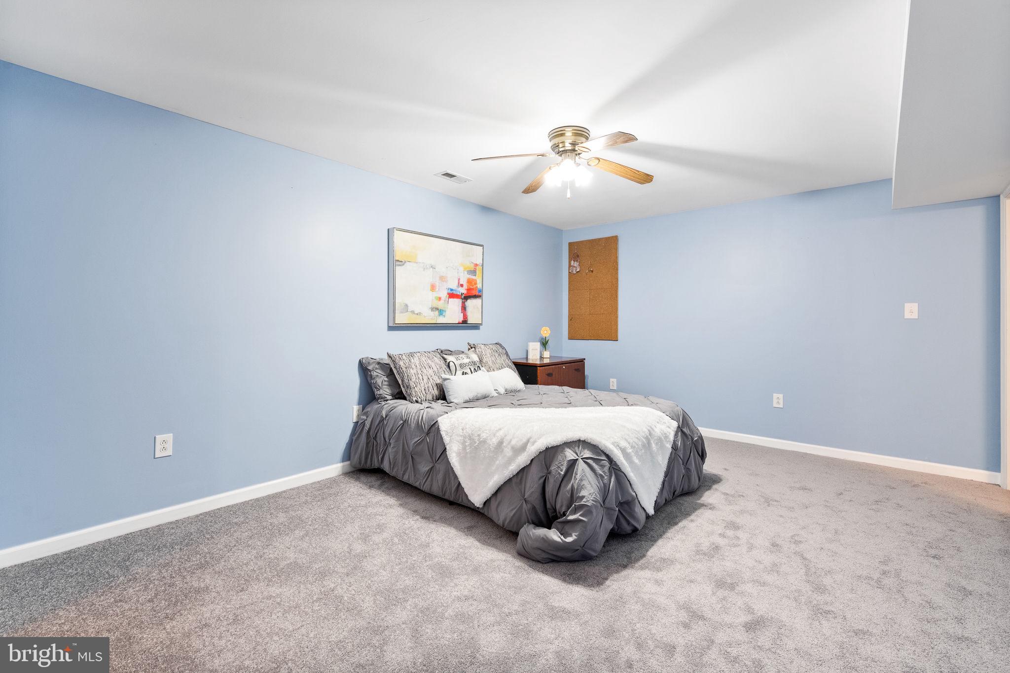 NANSFIELD HUNT - Residential